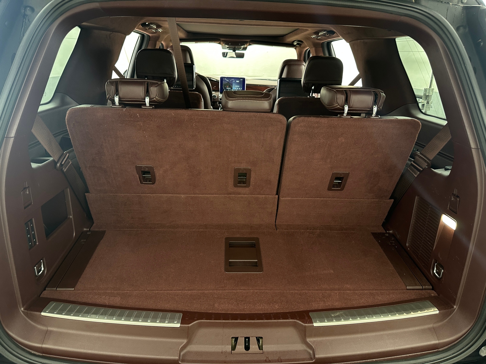 Thumbnail: 2019 Lincoln Navigator - 6