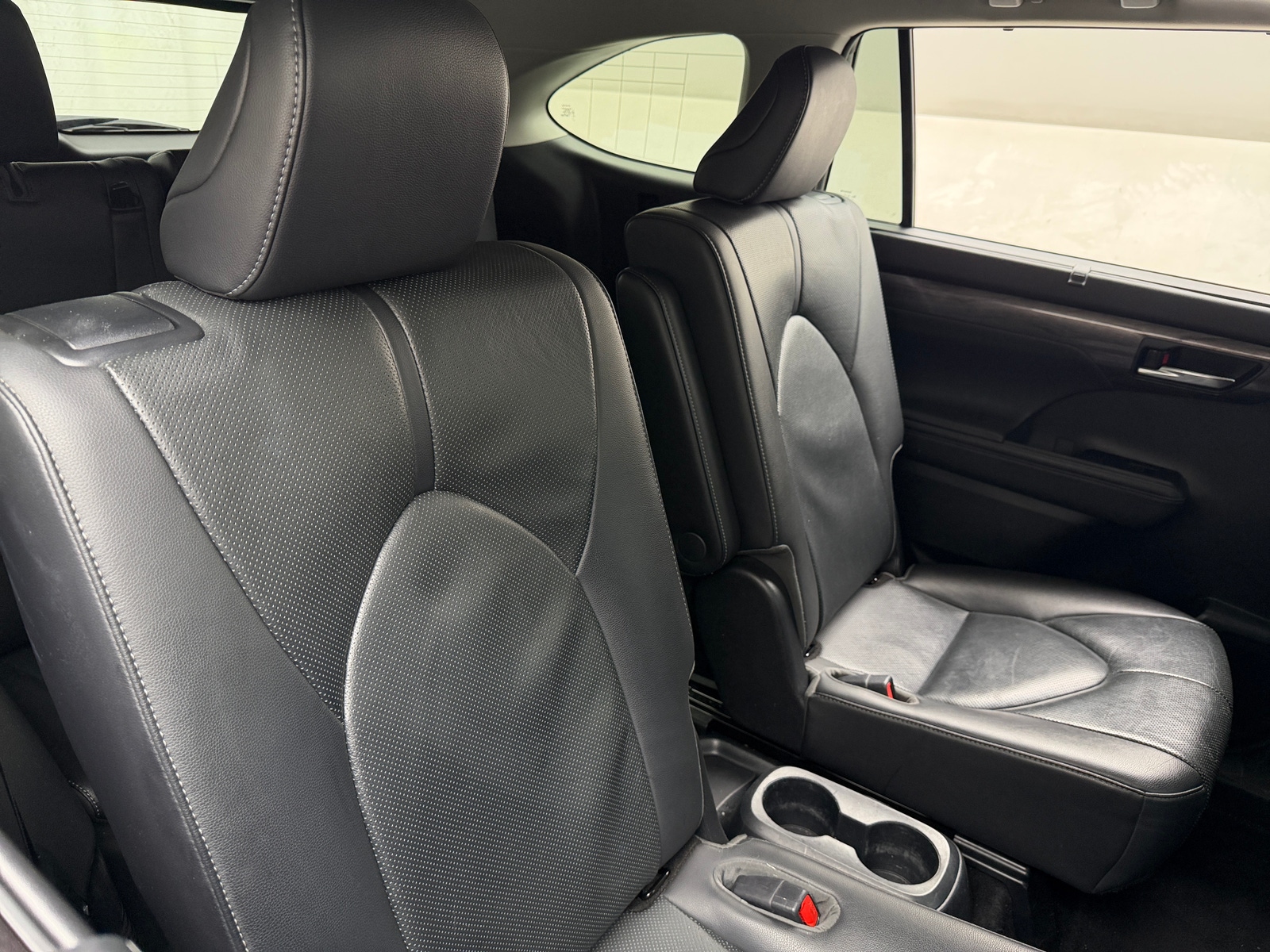 Thumbnail: 2020 Toyota Highlander - 5
