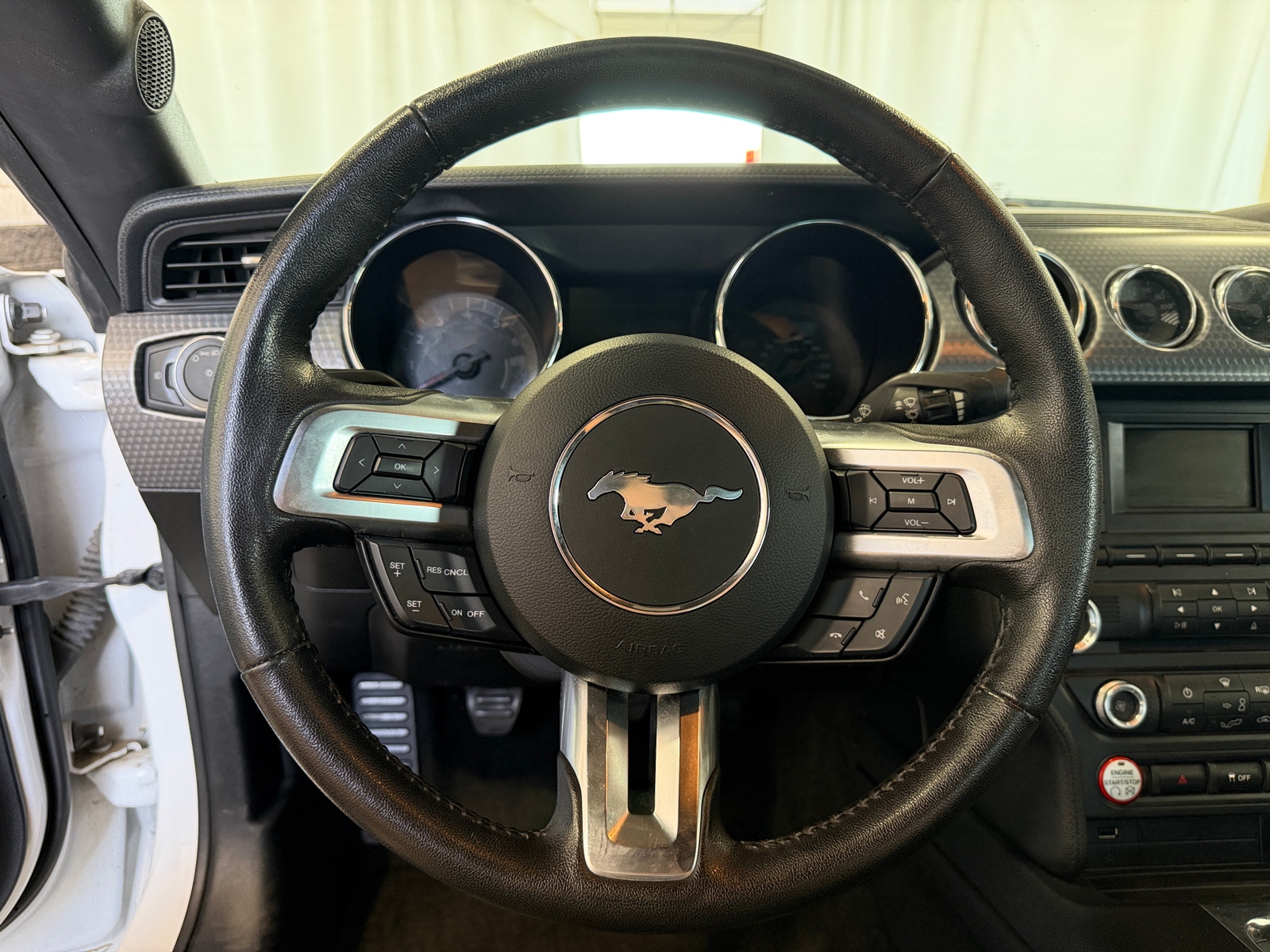 Thumbnail: 2017 Ford Mustang - 4