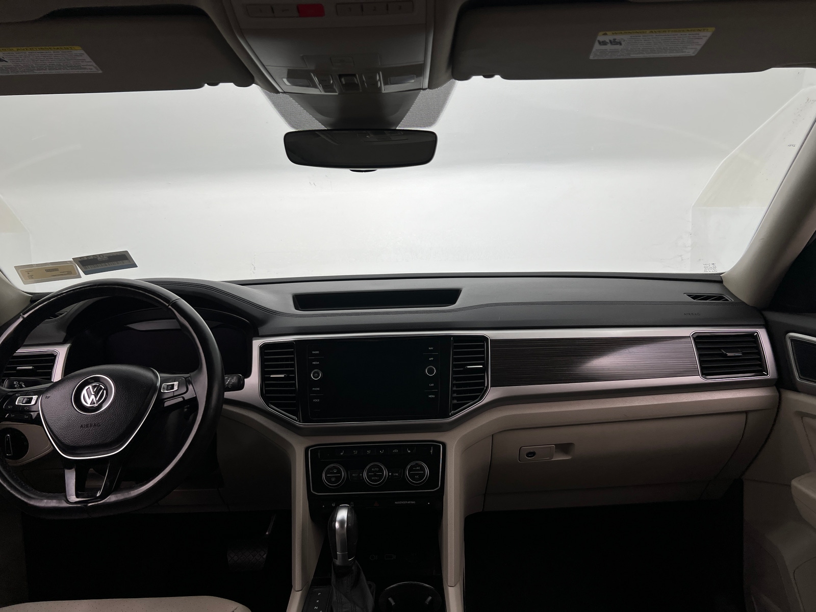 Thumbnail: 2019 Volkswagen Atlas - 2