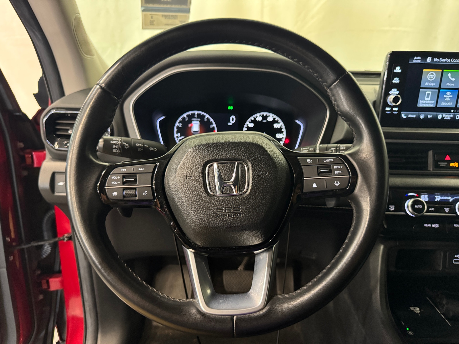 Thumbnail: 2023 Honda Pilot - 4