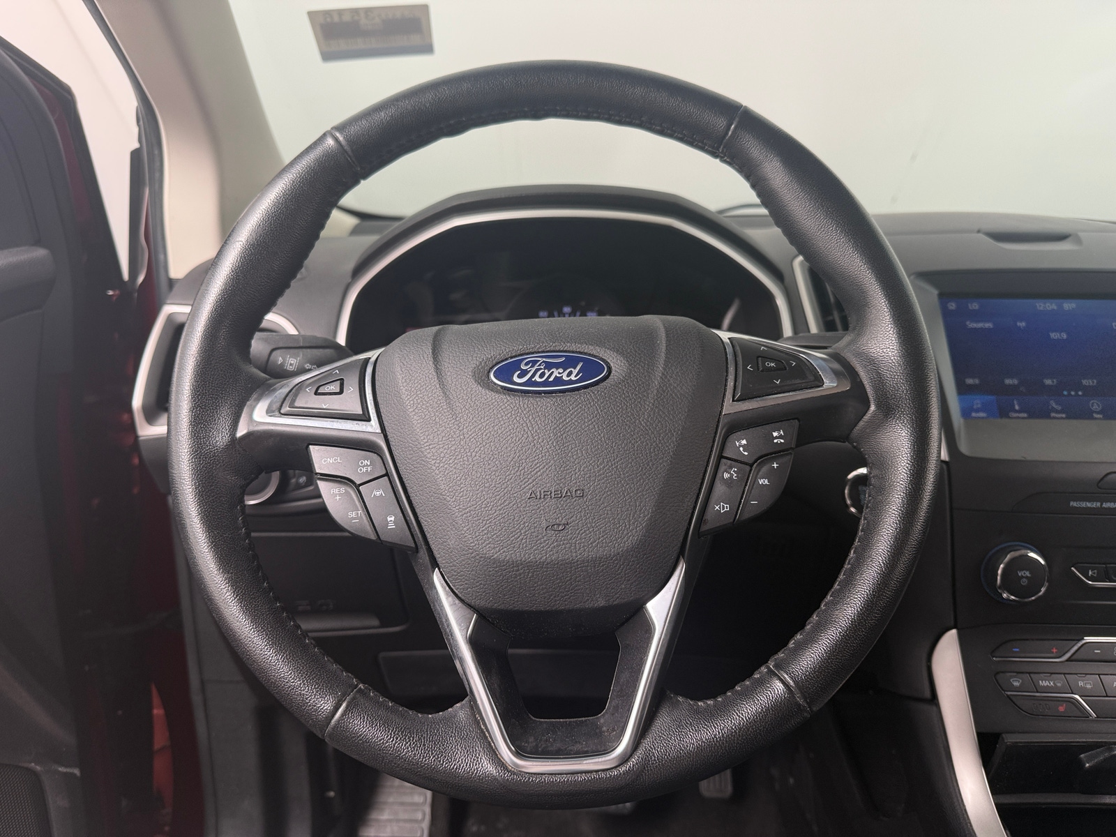 Thumbnail: 2019 Ford Edge - 5
