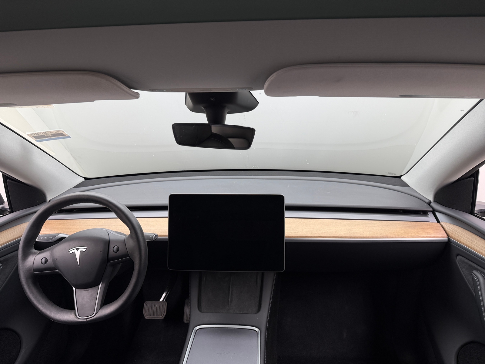 Thumbnail: 2025 Tesla Model Y - 2