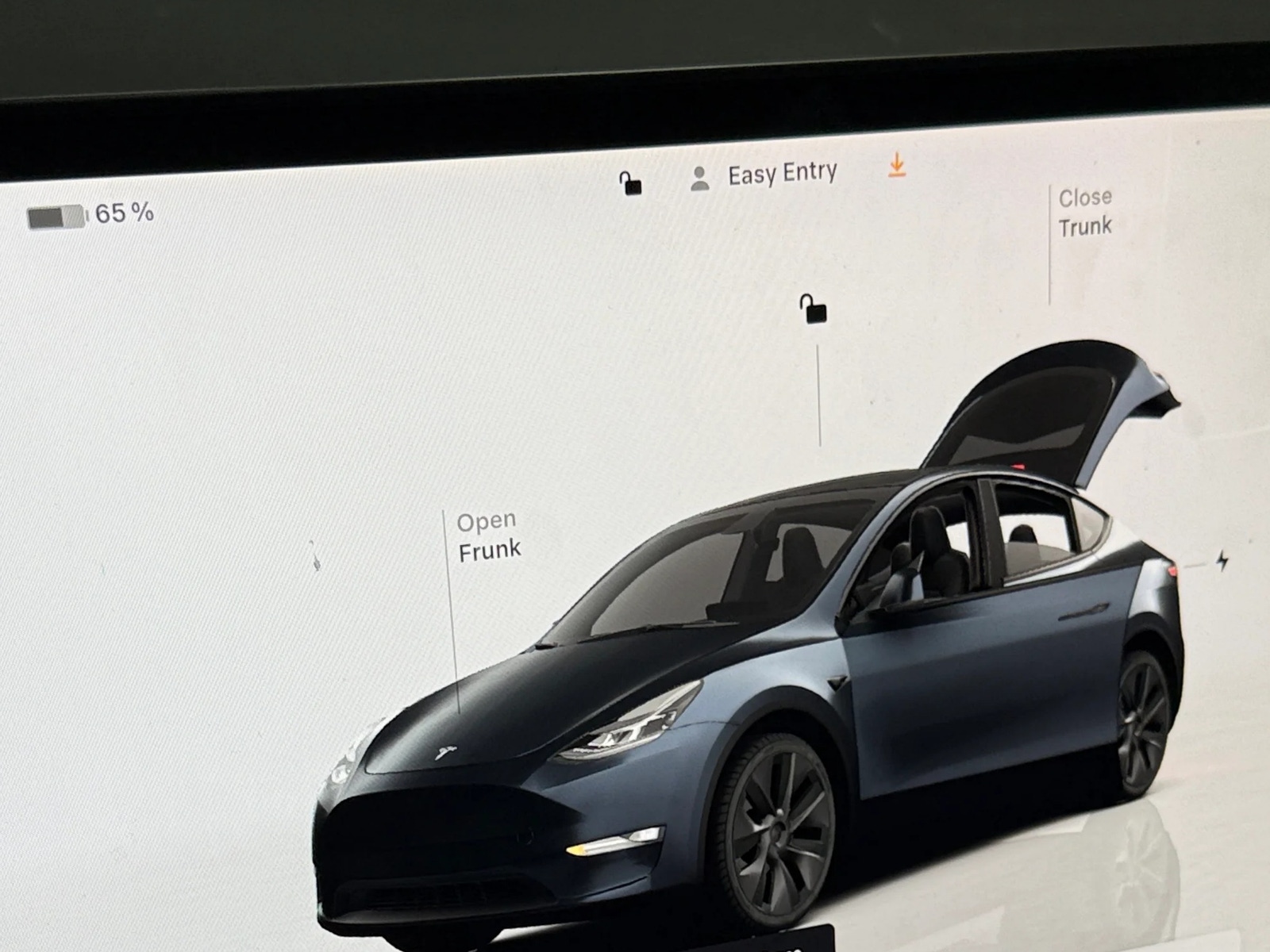 Thumbnail: 2025 Tesla Model Y - 3