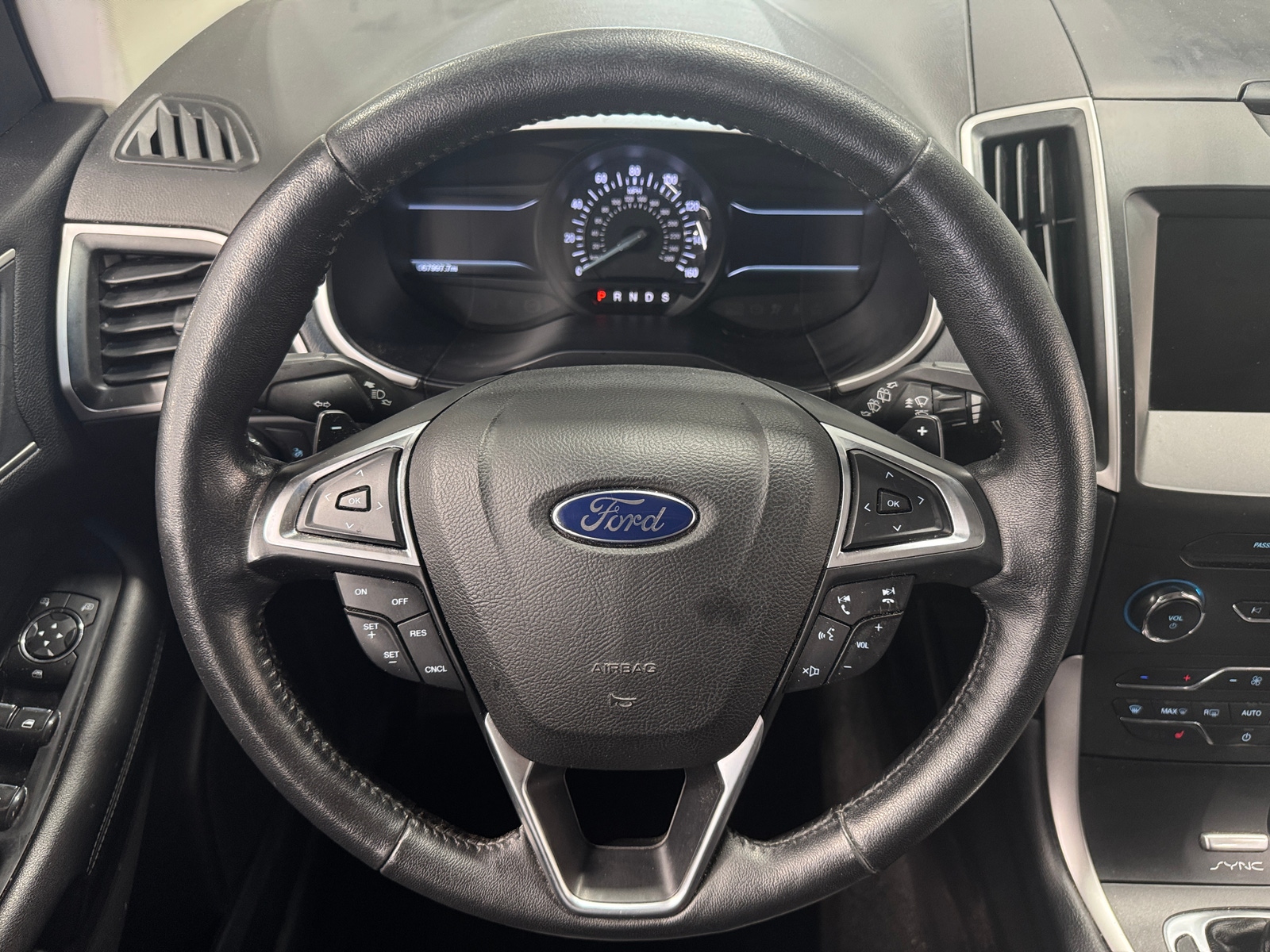 Thumbnail: 2017 Ford Edge - 4