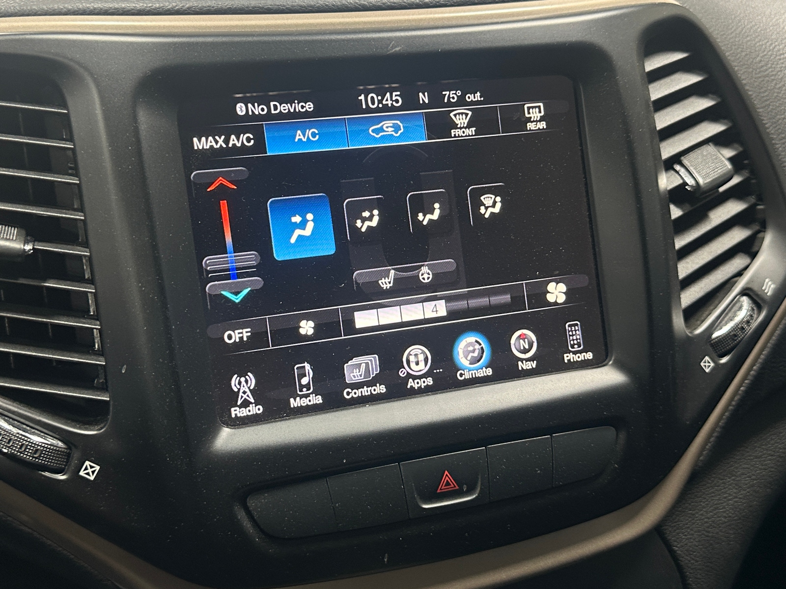 Thumbnail: 2015 Jeep Cherokee - 4