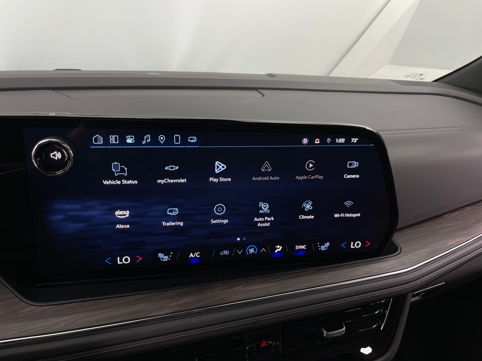 Thumbnail: 2025 Chevrolet Tahoe - 3
