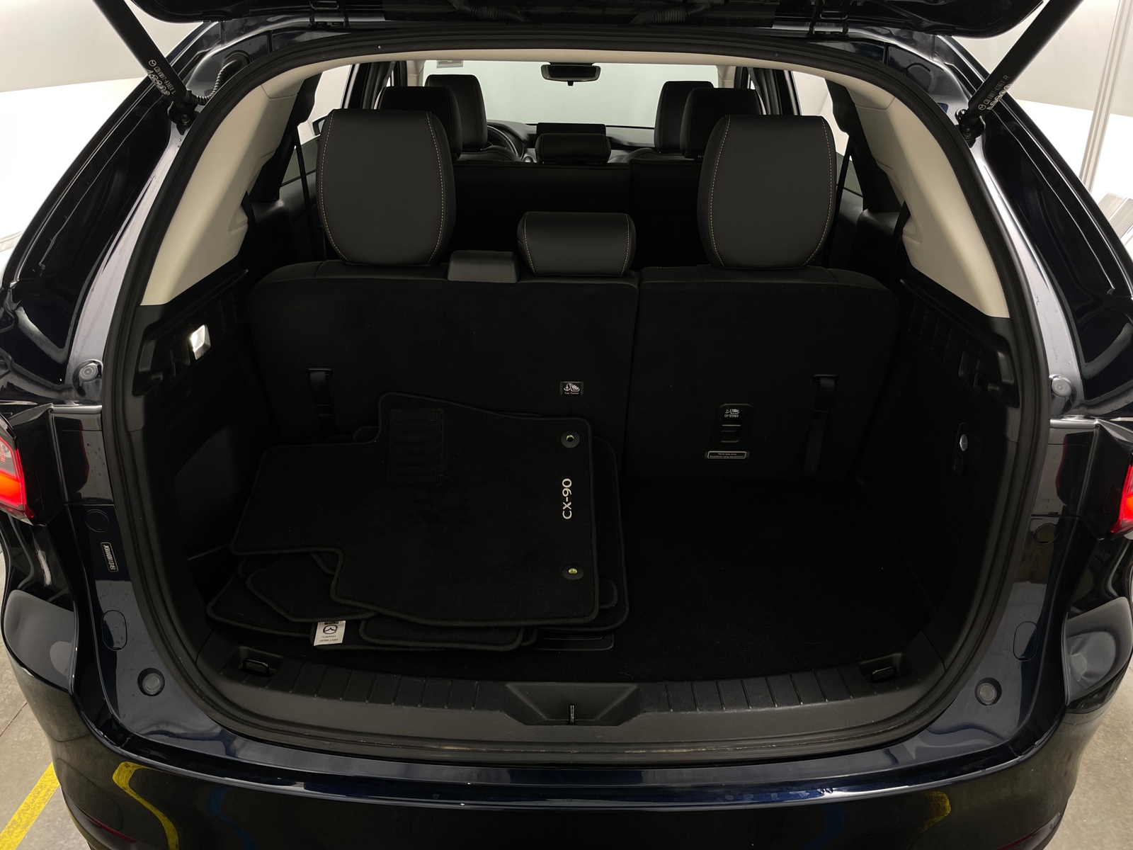 Thumbnail: 2024 Mazda CX-90 - 6