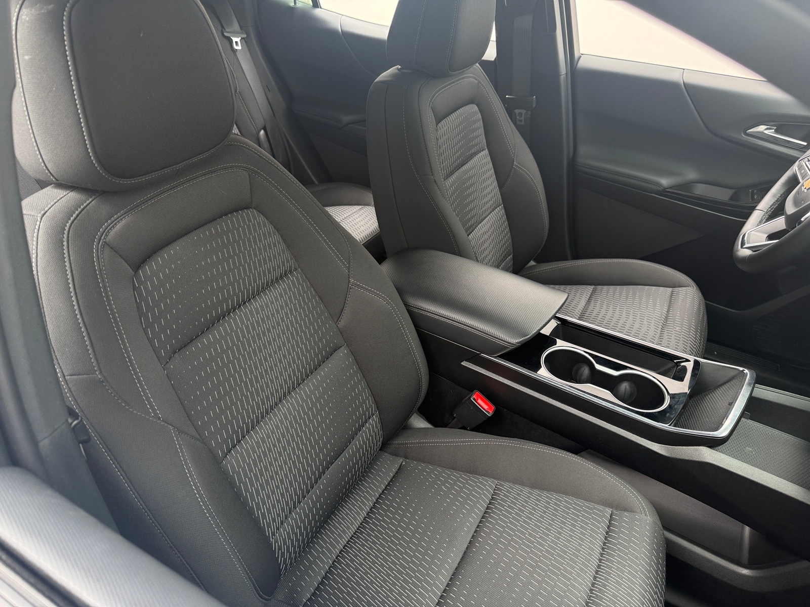 Thumbnail: 2025 Chevrolet Equinox - 2