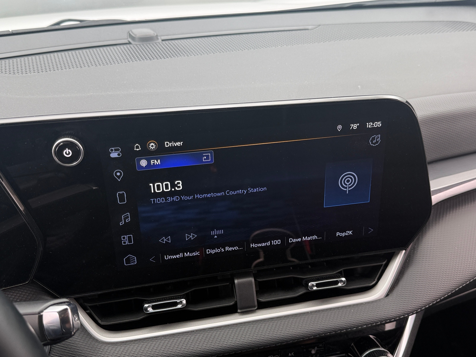Thumbnail: 2025 Chevrolet Equinox - 4