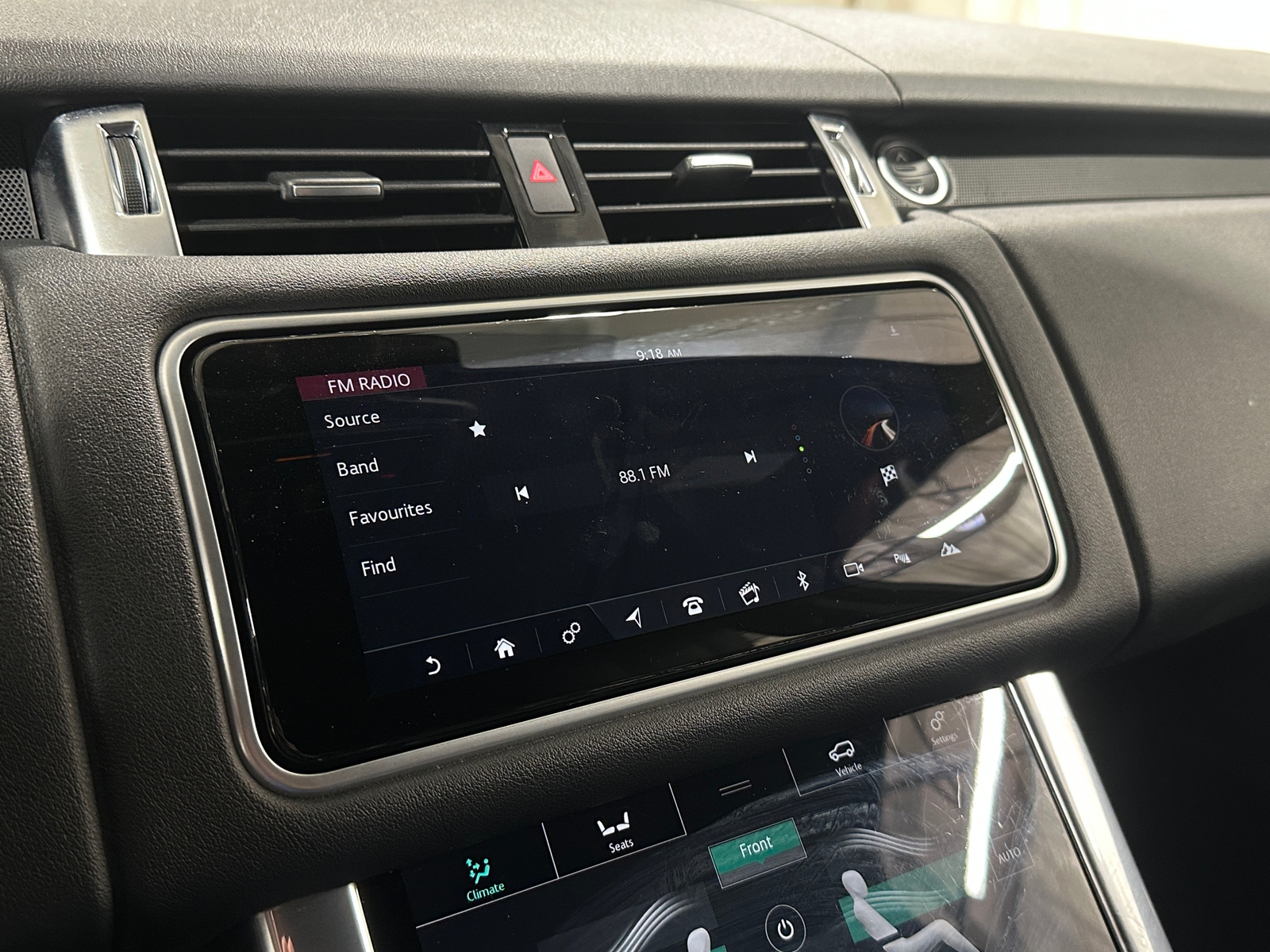 Thumbnail: 2018 Land Rover Range Rover Sport - 3
