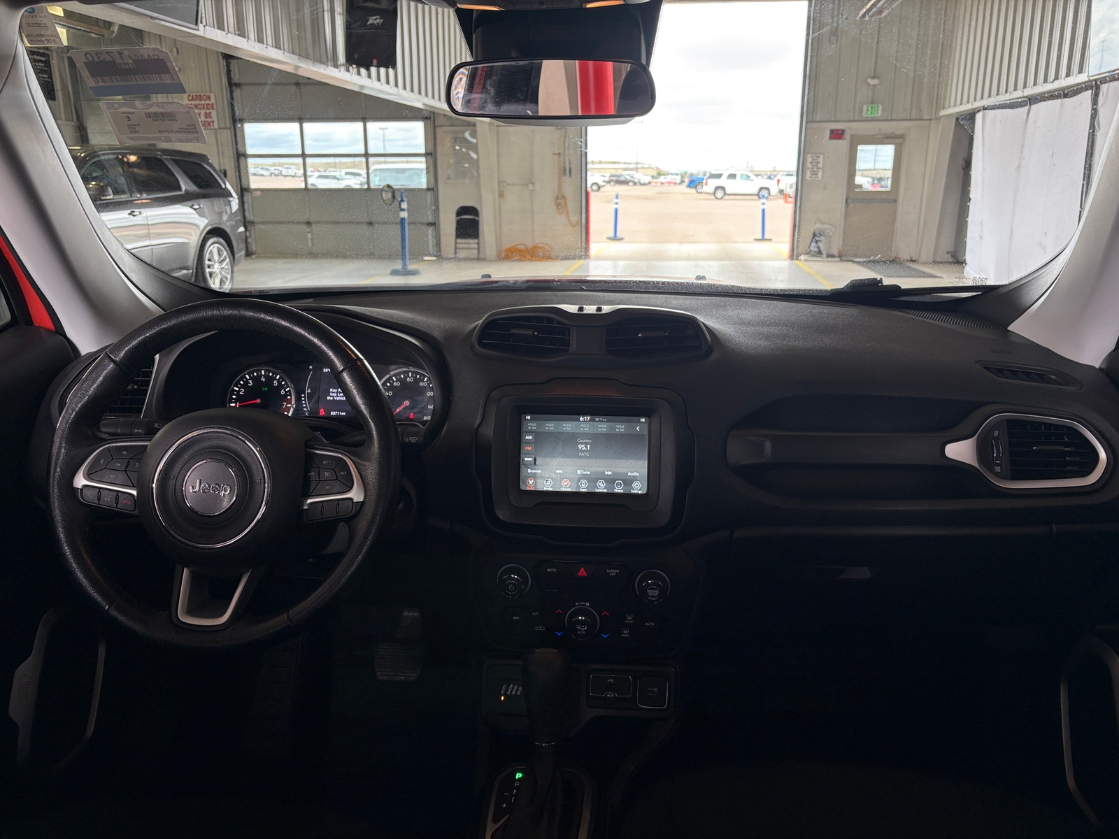 Thumbnail: 2020 Jeep Renegade - 3