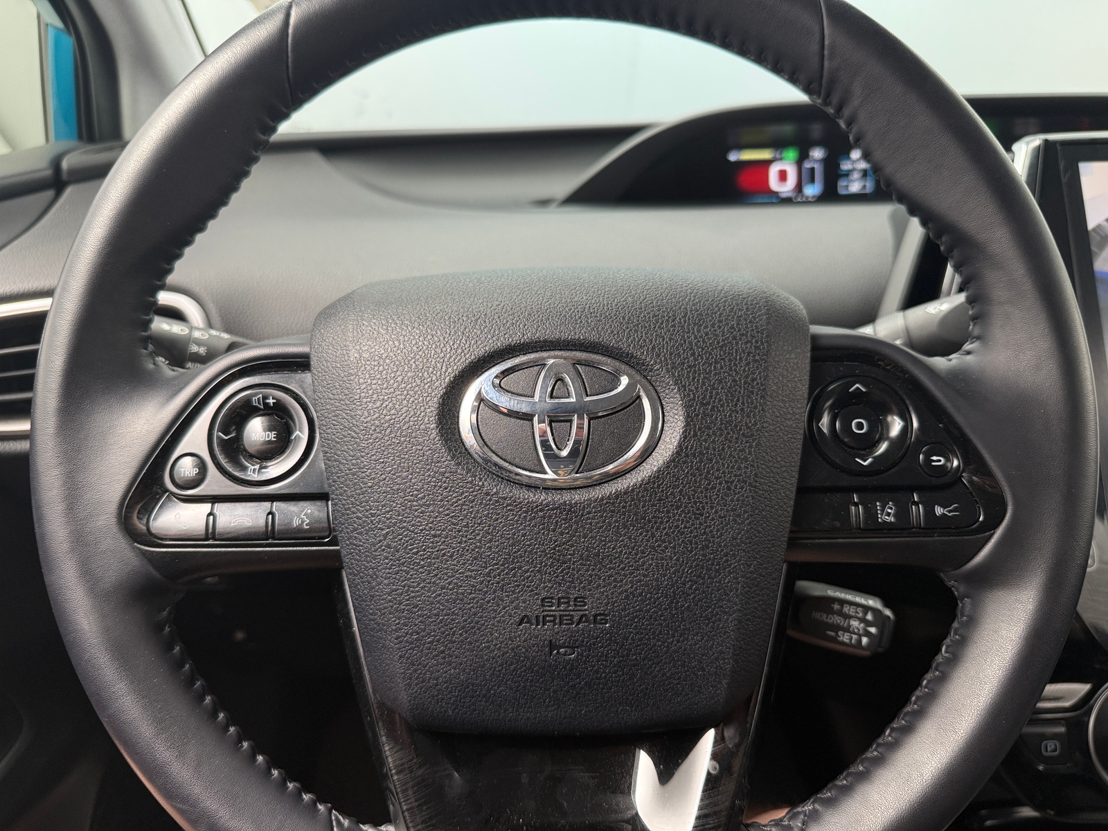 Thumbnail: 2020 Toyota Prius Prime - 4