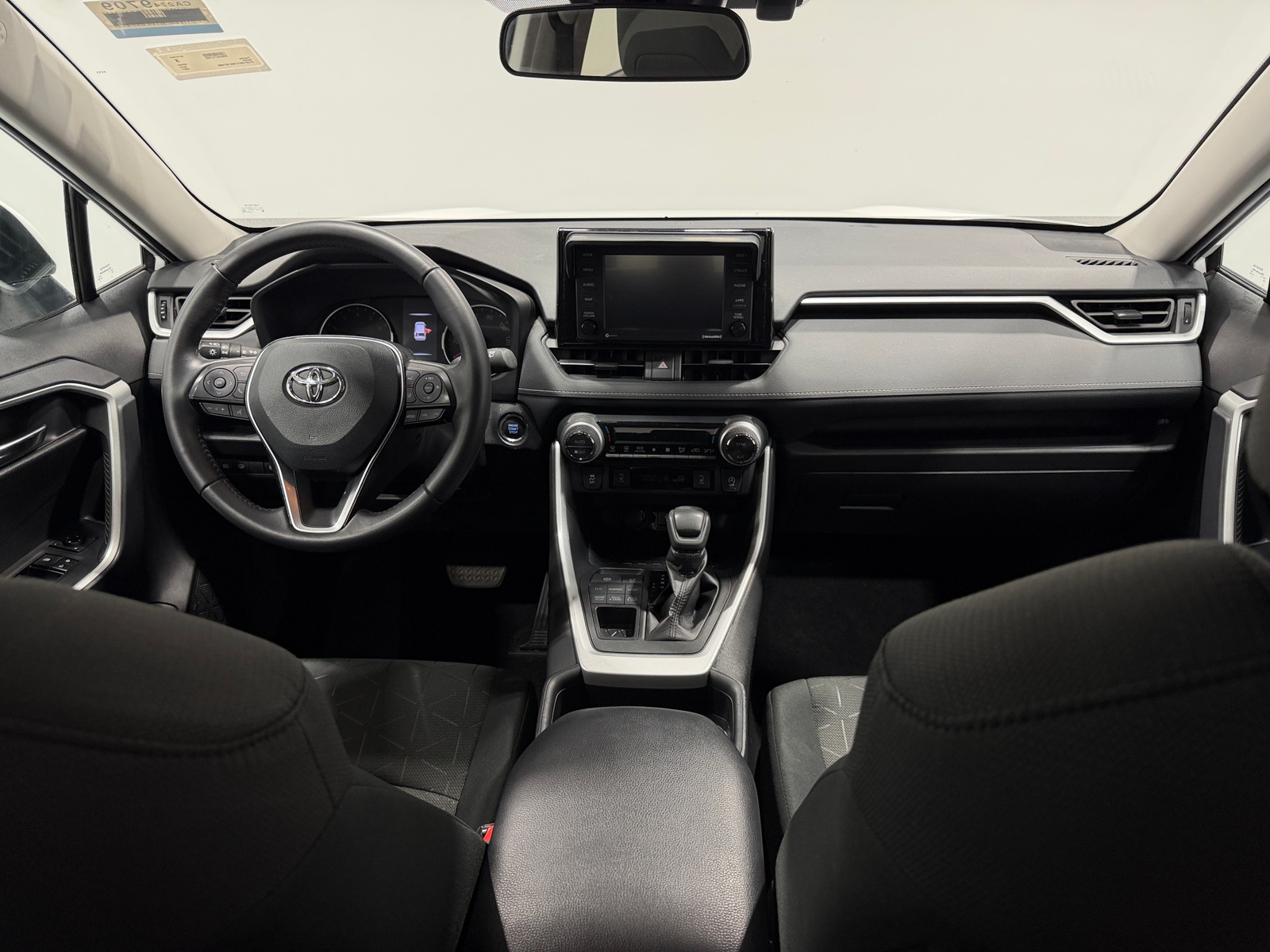 Thumbnail: 2021 Toyota RAV4 - 3