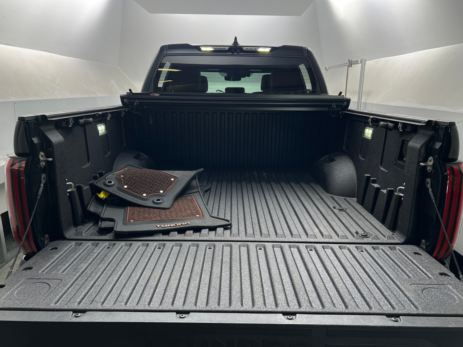 Thumbnail: 2023 Toyota Tundra - 6