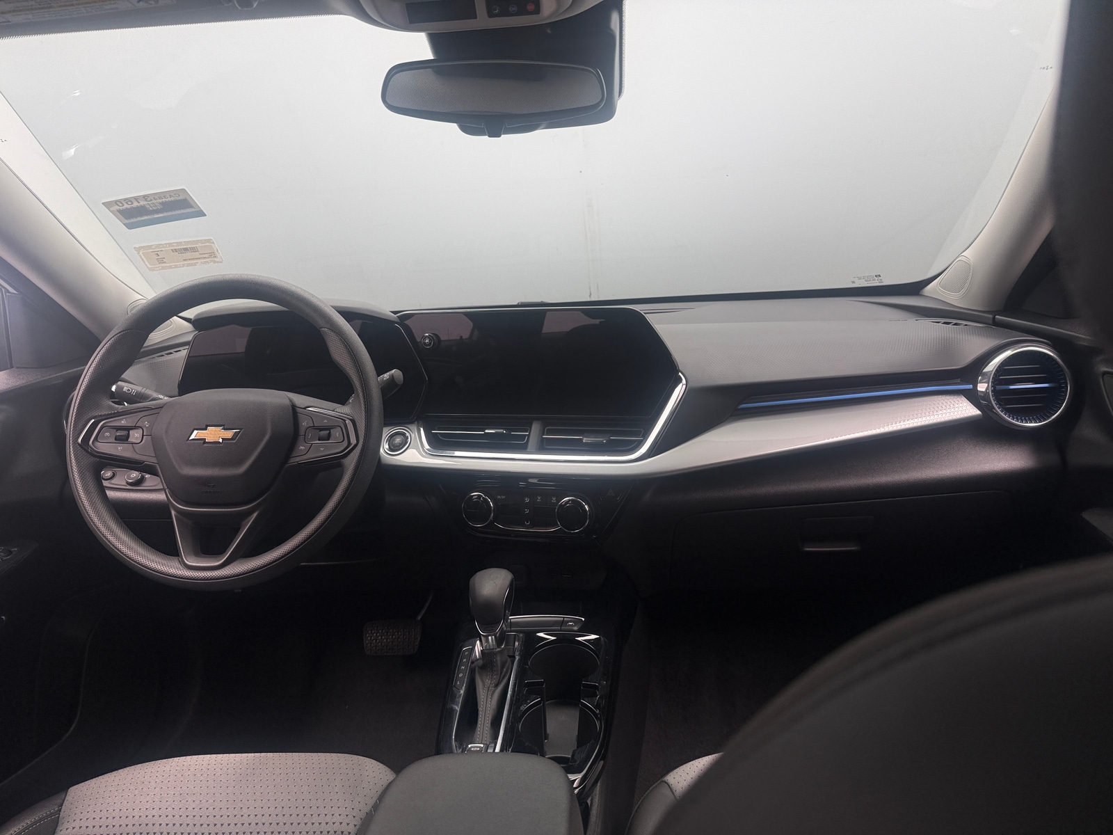 Thumbnail: 2025 Chevrolet Trax - 3