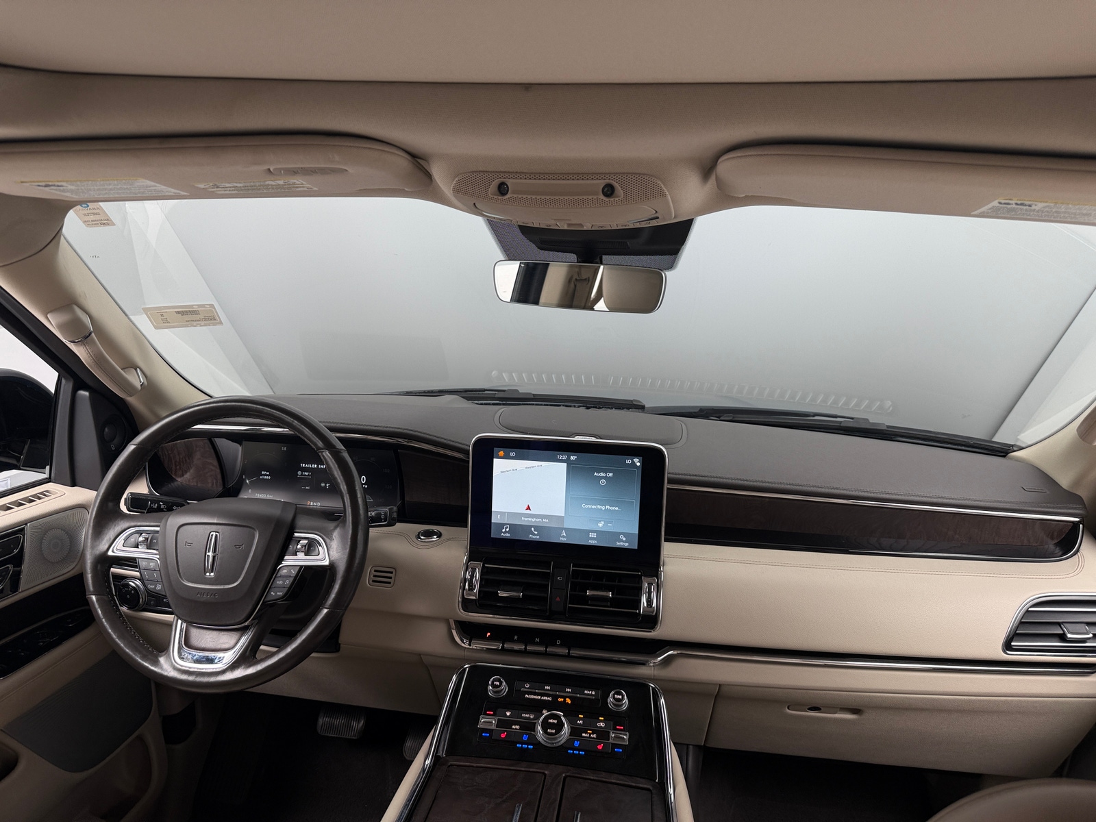 Thumbnail: 2019 Lincoln Navigator L - 2