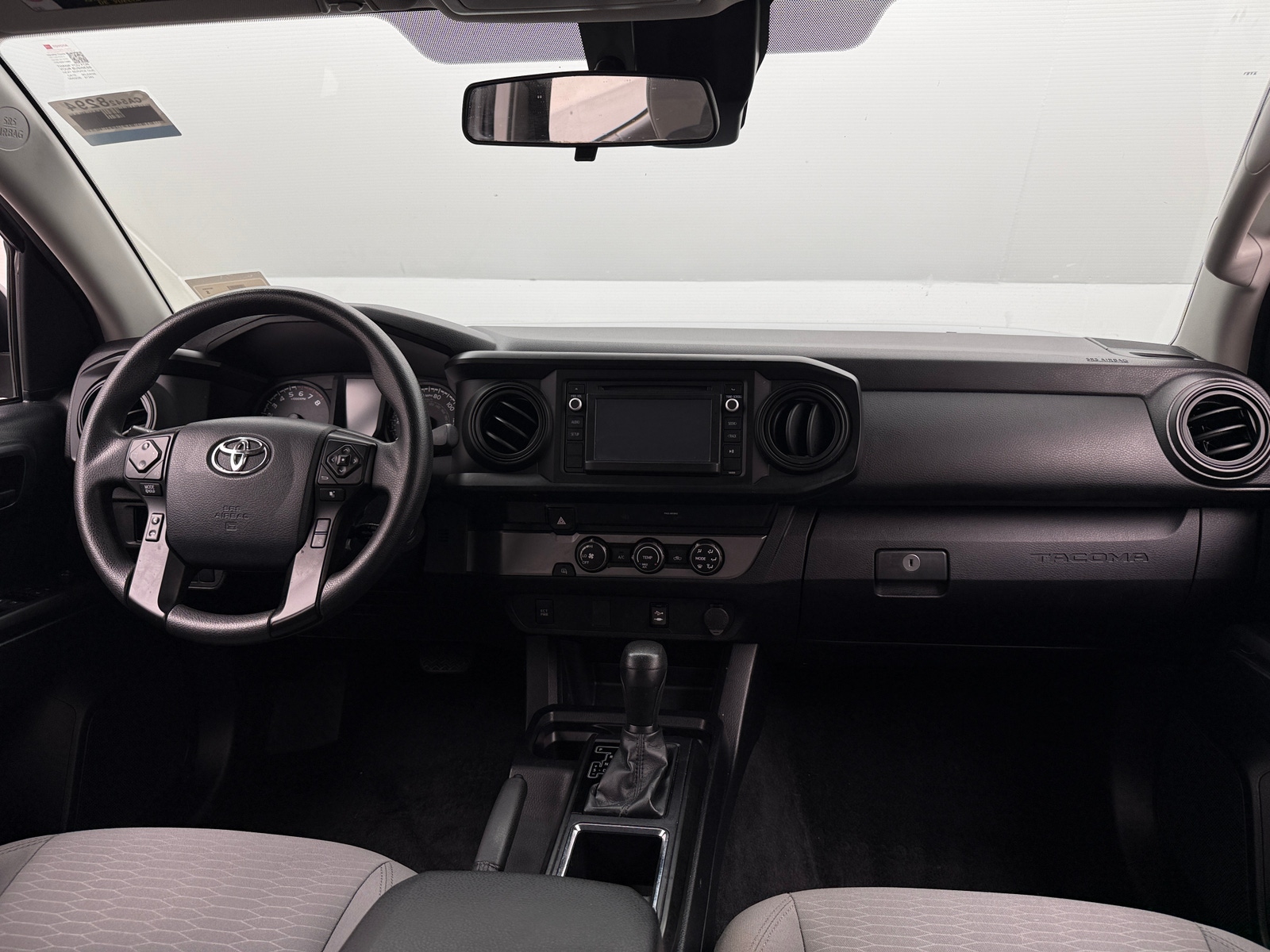 Thumbnail: 2019 Toyota Tacoma - 3
