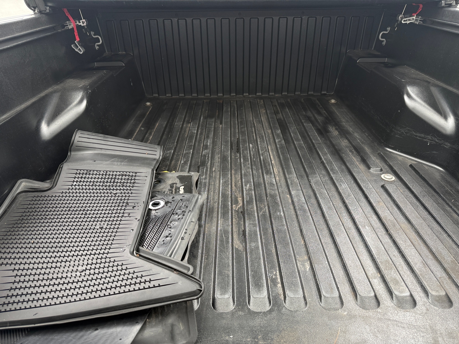 Thumbnail: 2019 Toyota Tacoma - 7
