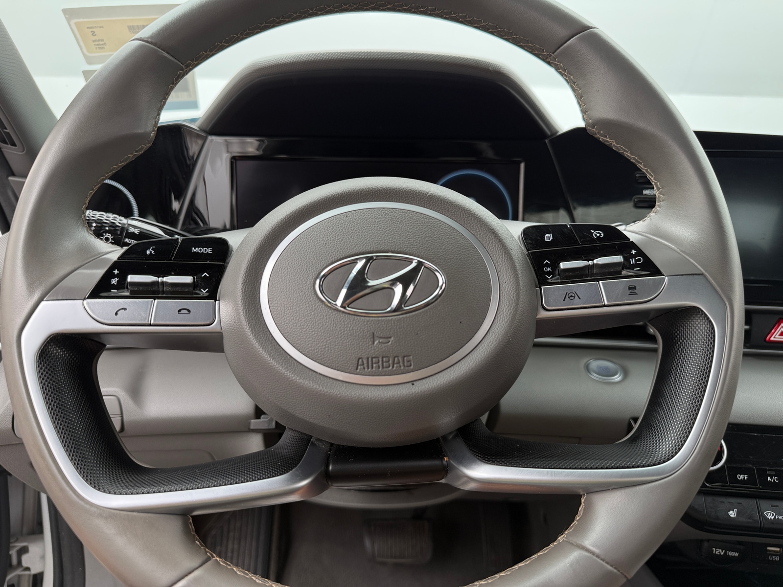 Thumbnail: 2021 Hyundai Elantra - 5