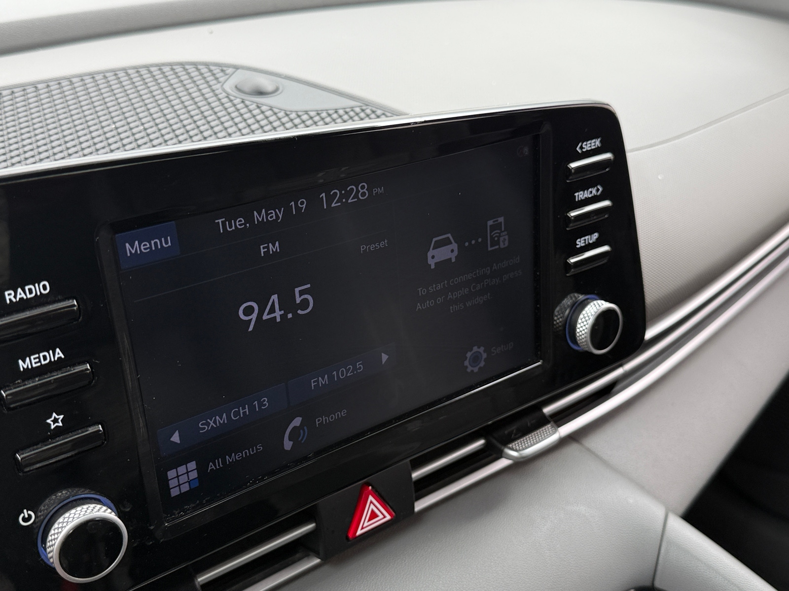 Thumbnail: 2021 Hyundai Elantra - 4
