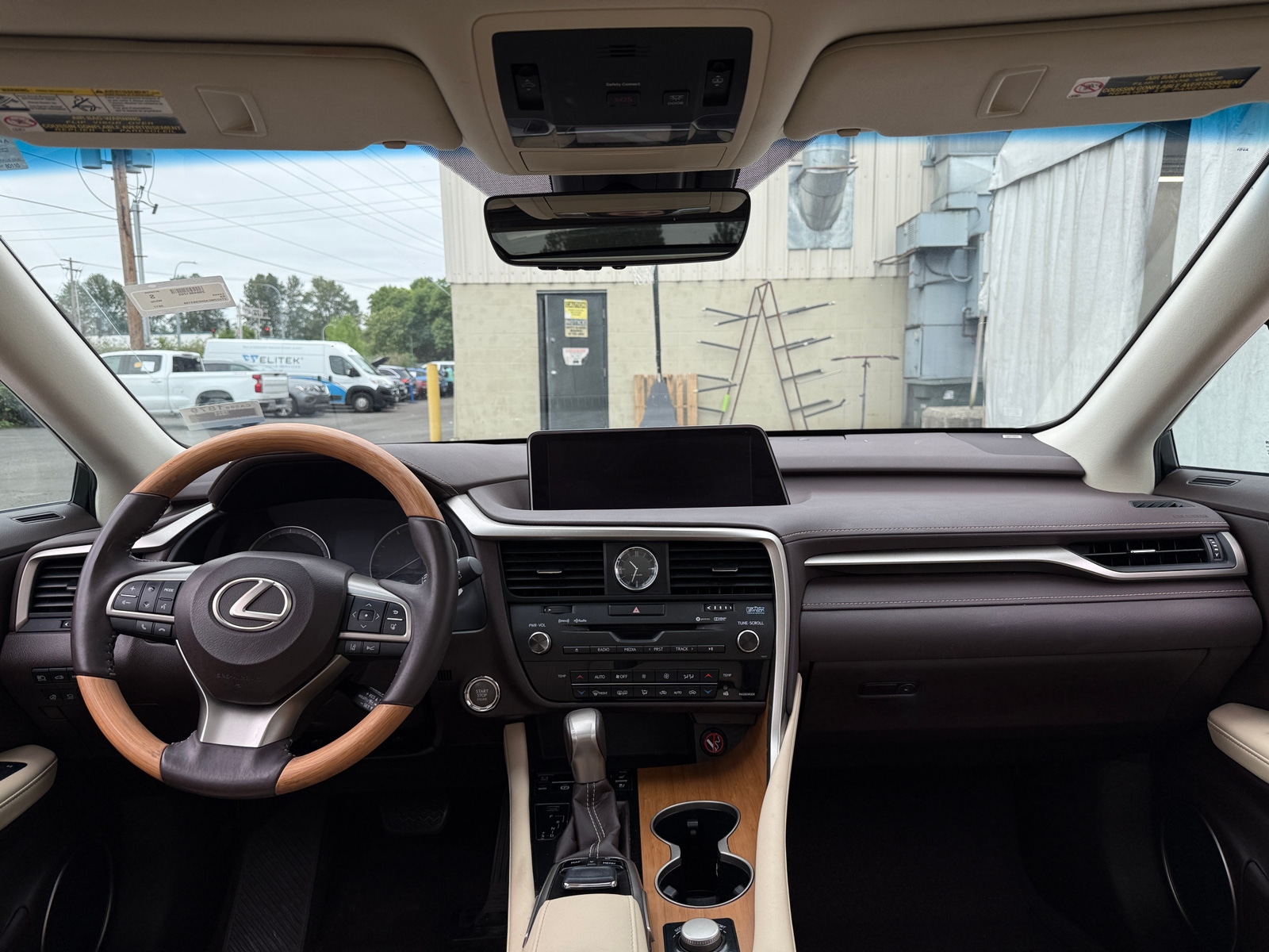 Thumbnail: 2017 Lexus RX - 3