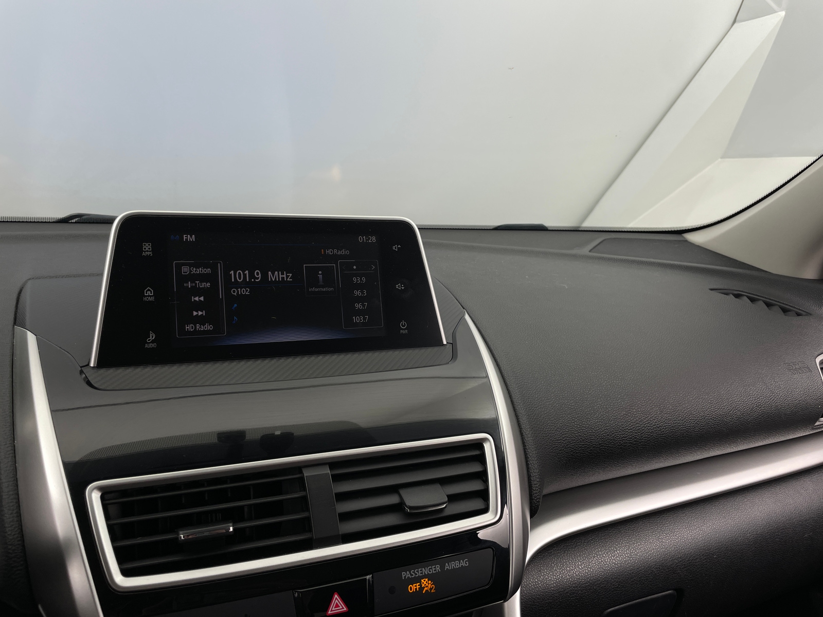 Thumbnail: 2019 Mitsubishi Eclipse Cross - 4