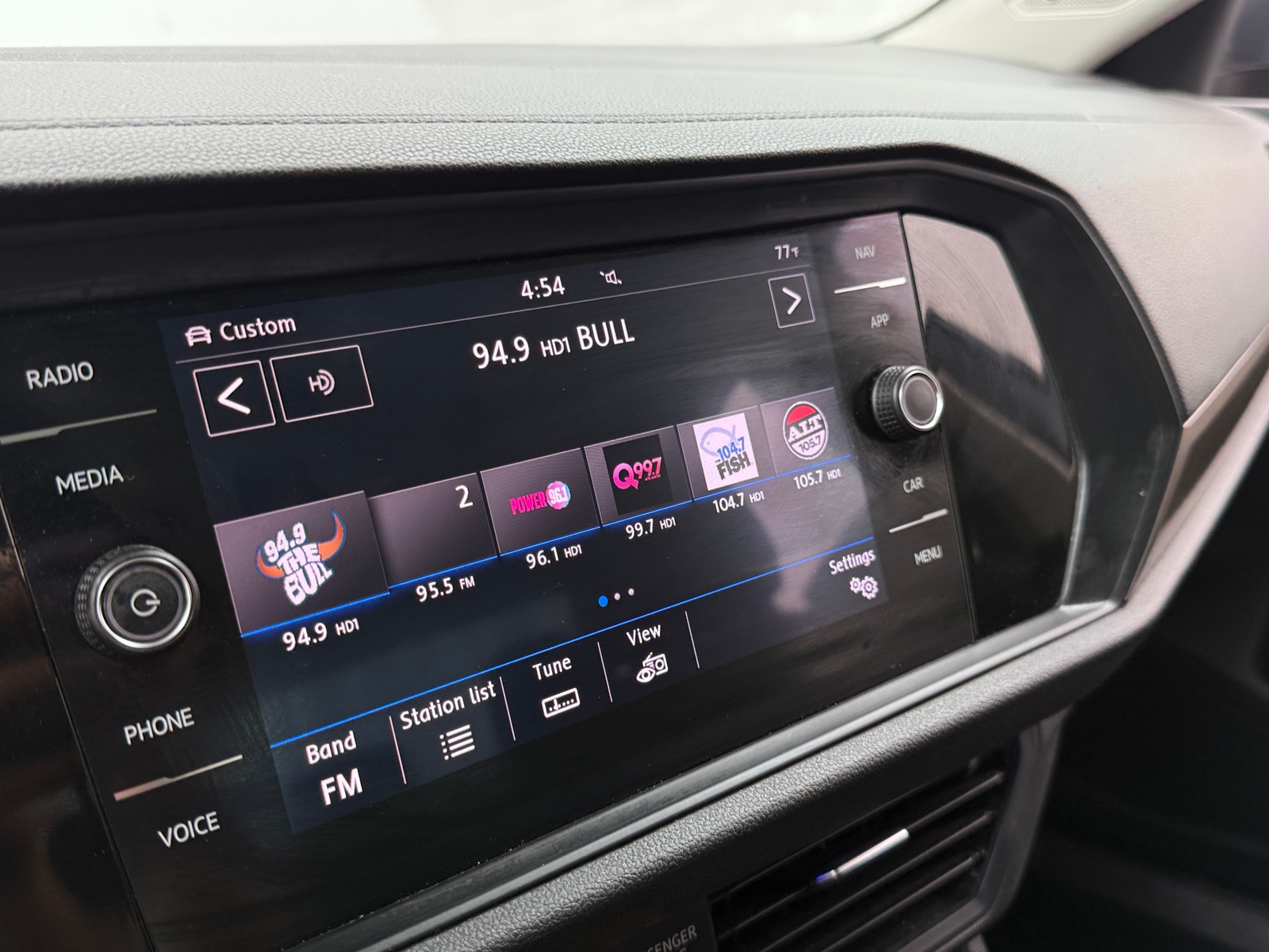 Thumbnail: 2019 Volkswagen Jetta - 3