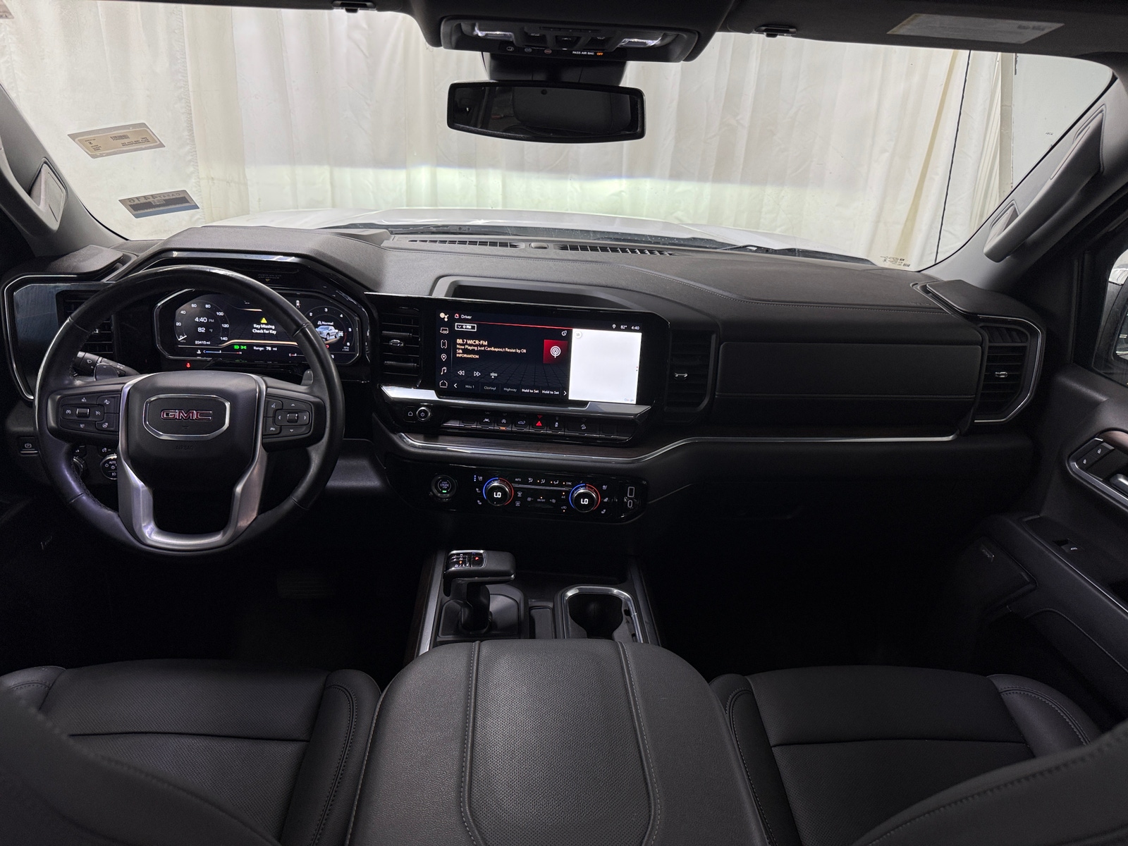 Thumbnail: 2023 GMC Sierra 1500 - 2