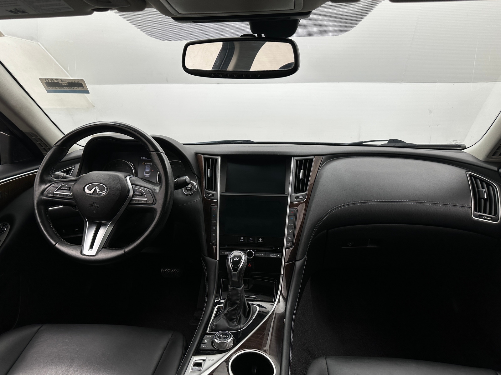 Thumbnail: 2019 INFINITI Q50 - 2