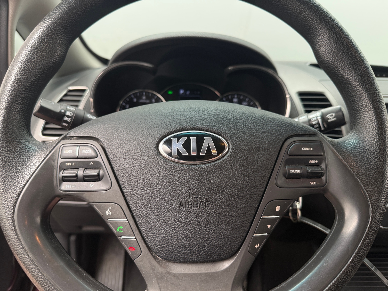 Thumbnail: 2018 Kia Forte - 5