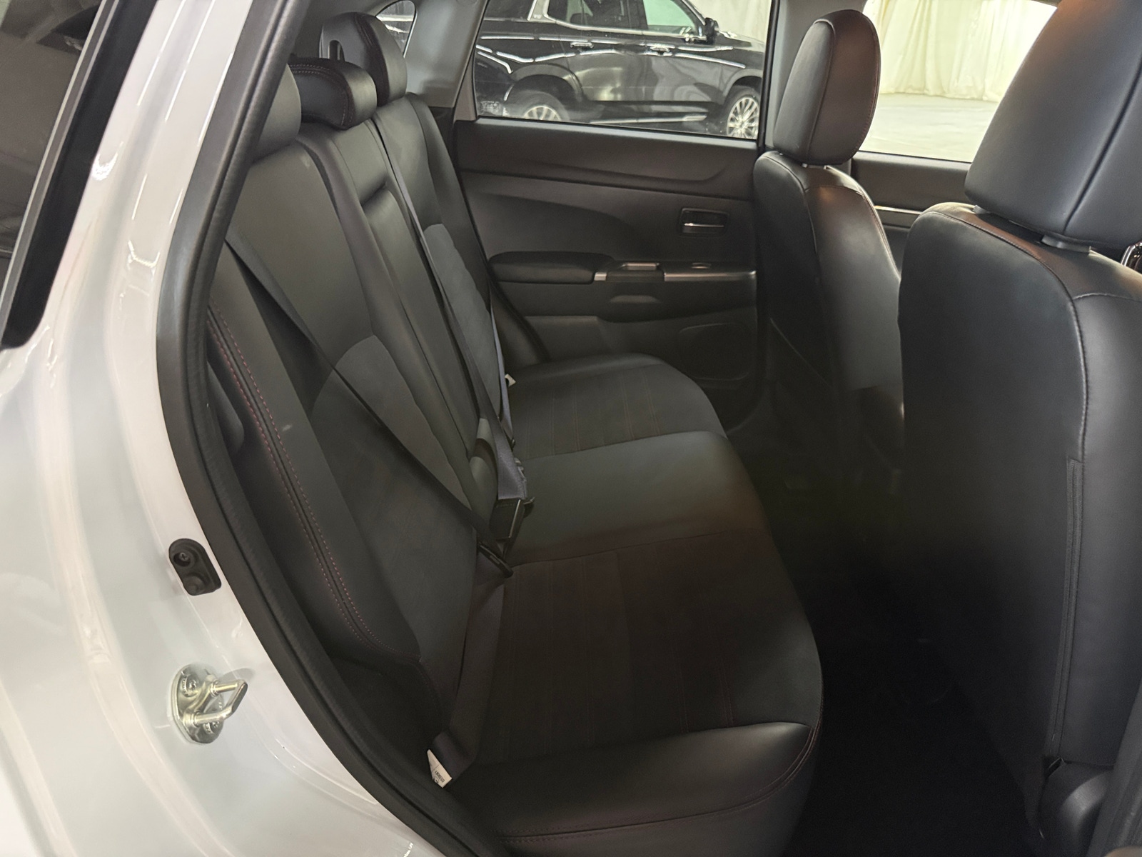 Thumbnail: 2024 Mitsubishi Outlander Sport - 5