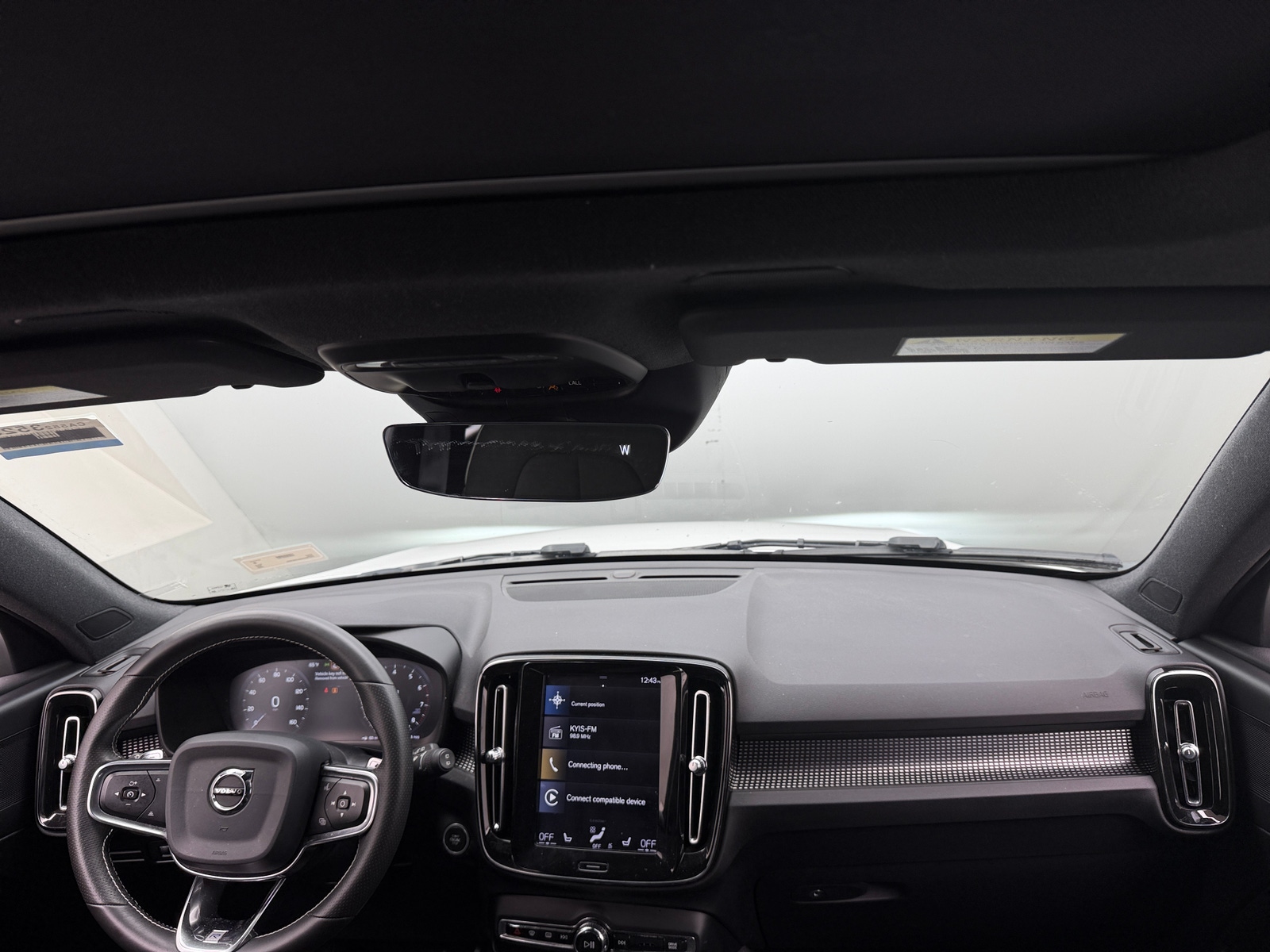 Thumbnail: 2020 Volvo XC40 - 2