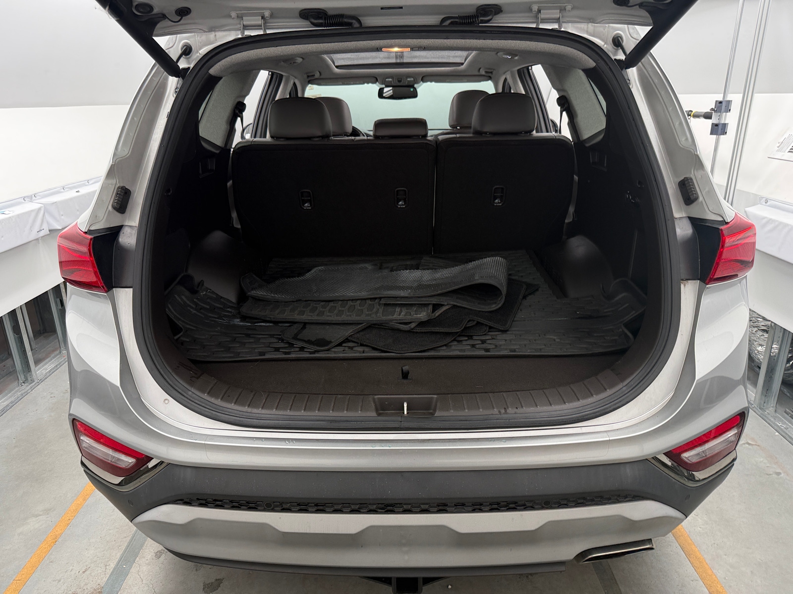 Thumbnail: 2020 Hyundai Santa Fe - 6