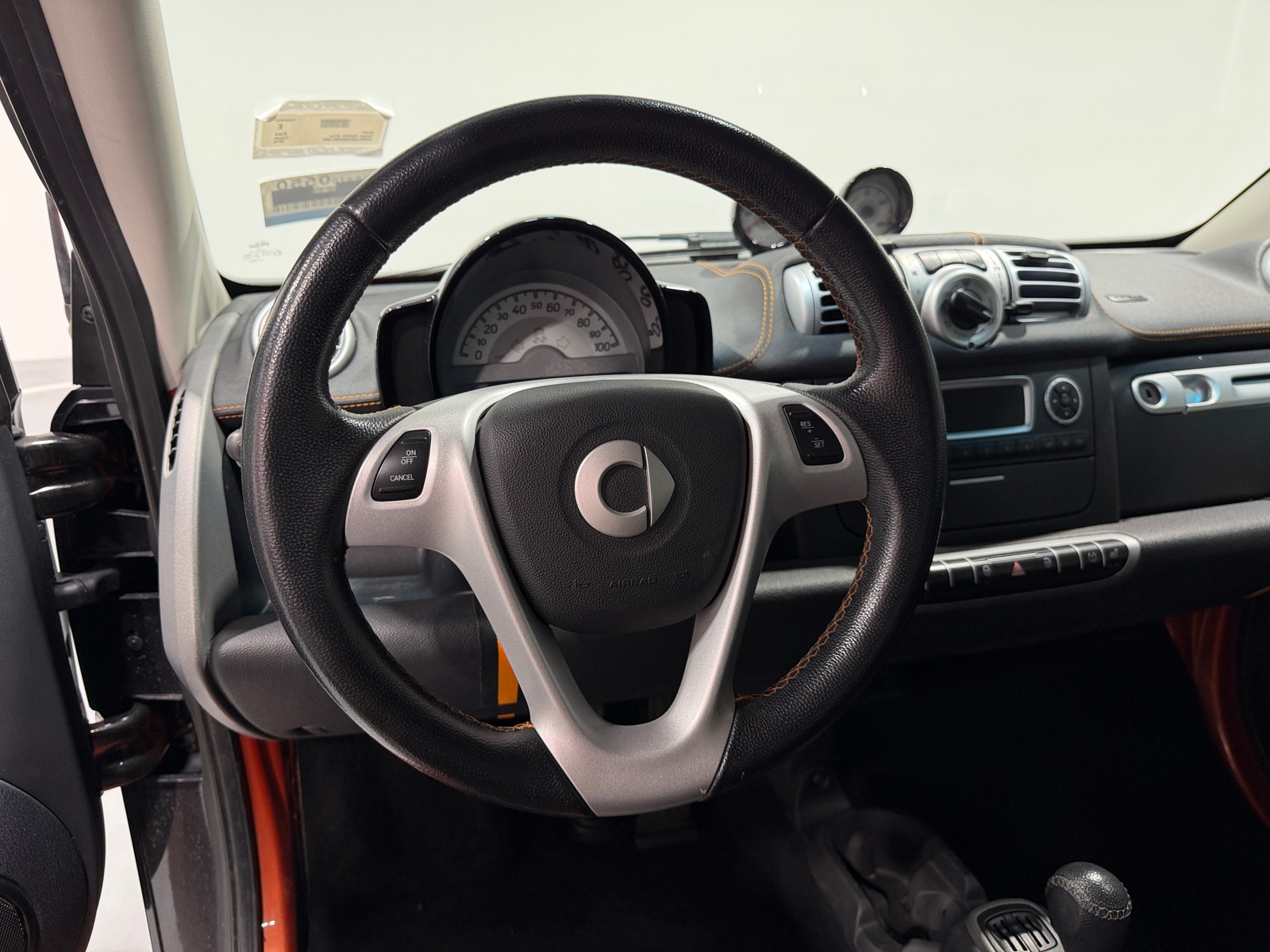 Thumbnail: 2016 smart fortwo - 4
