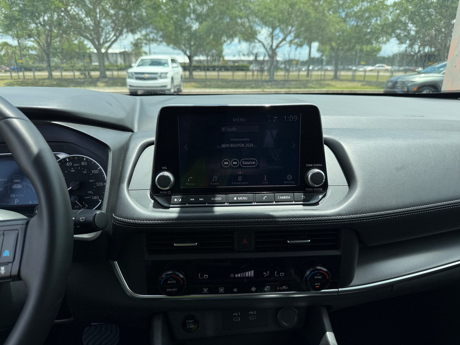 Thumbnail: 2025 Nissan Rogue - 4