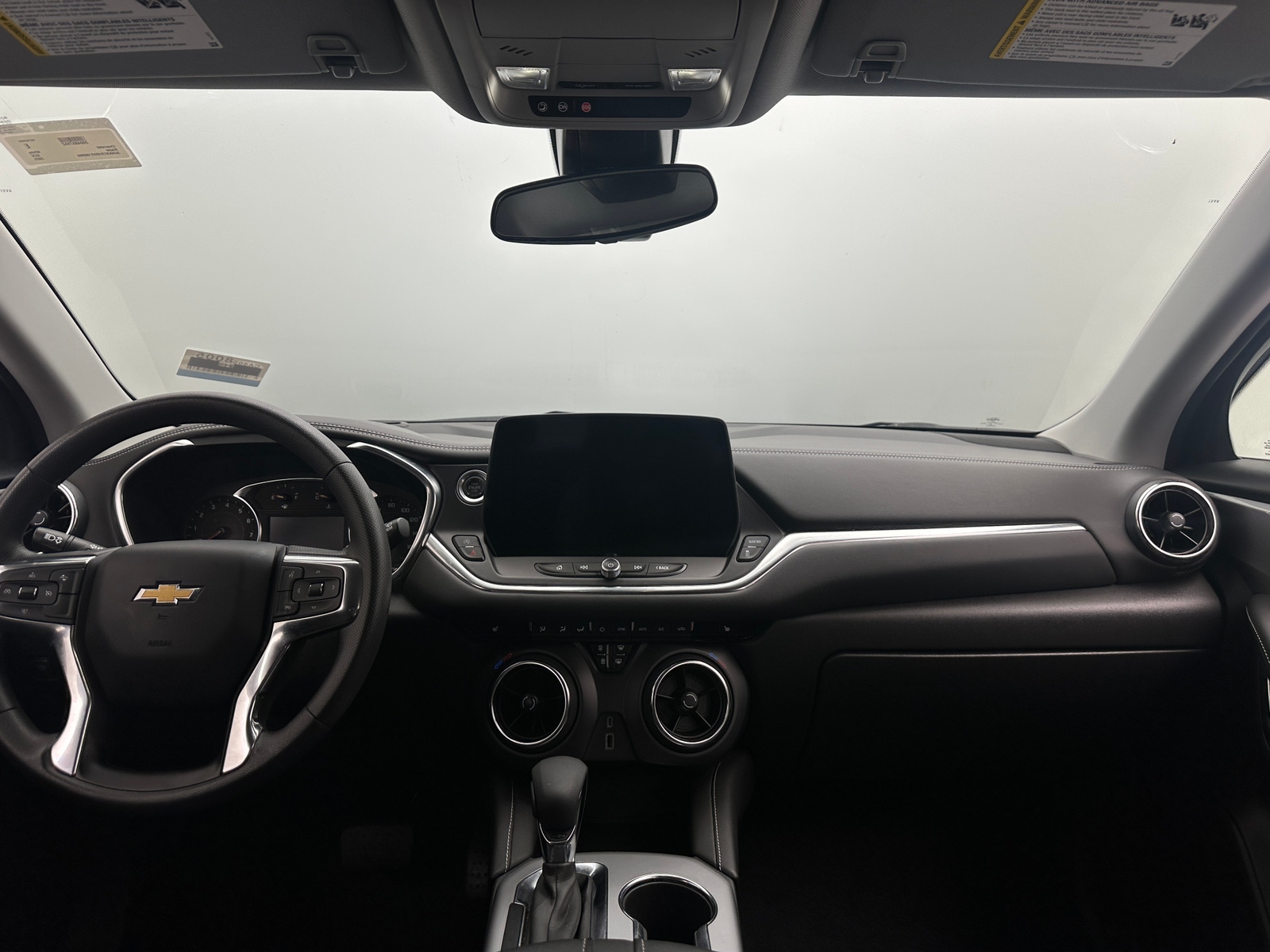 Thumbnail: 2025 Chevrolet Blazer - 3
