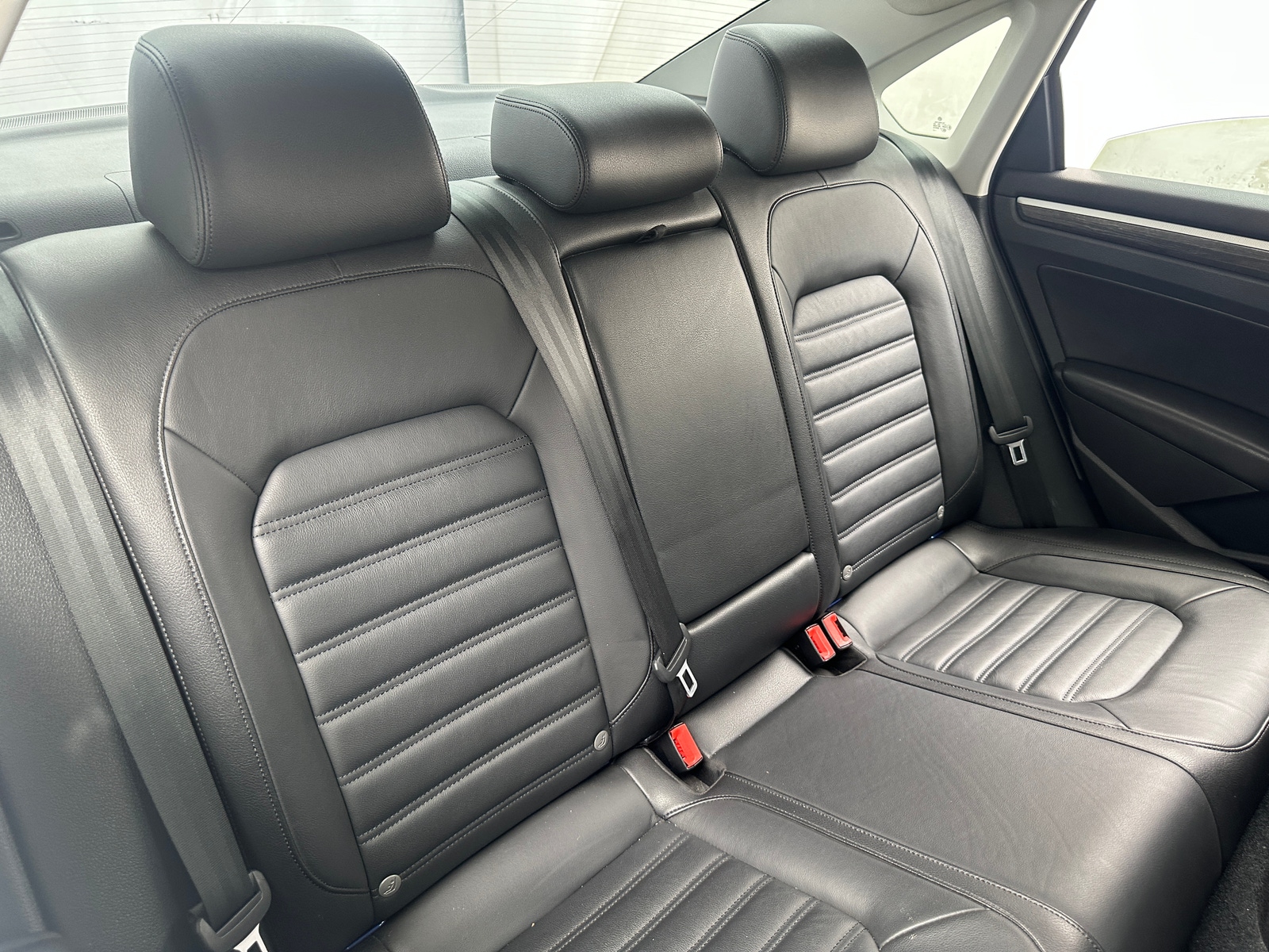 Thumbnail: 2016 Volkswagen Passat - 5