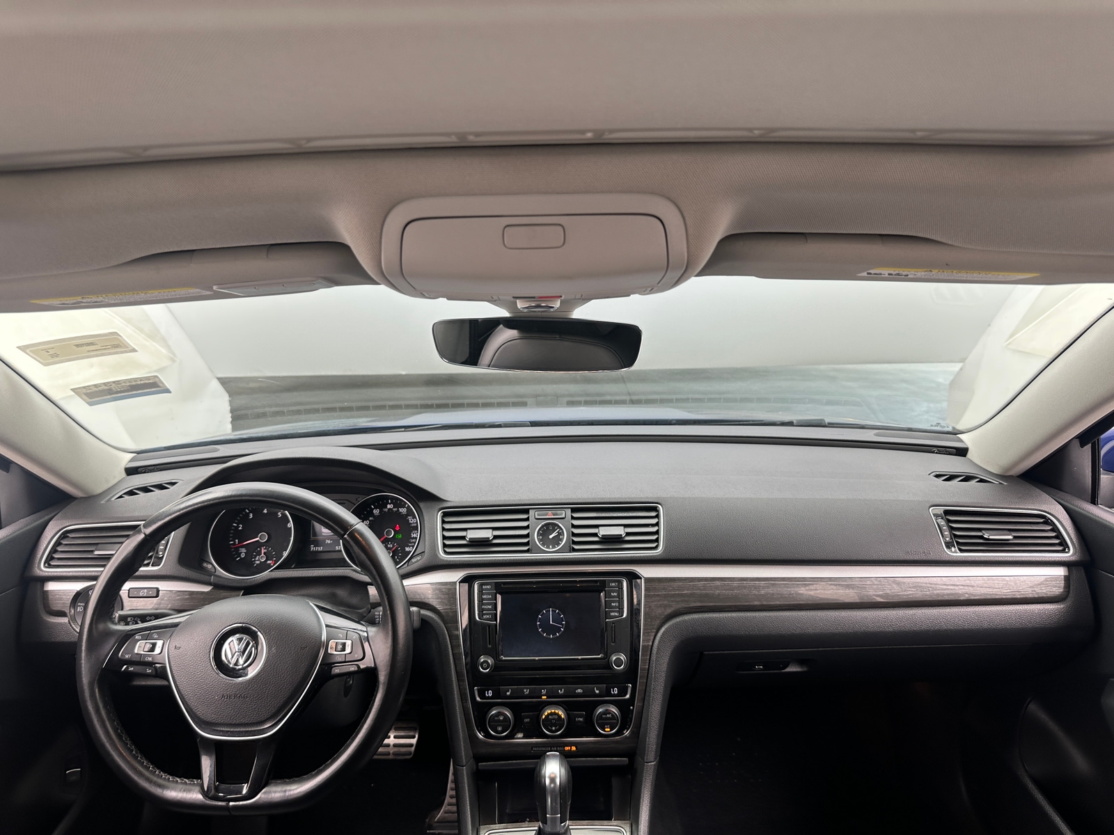 Thumbnail: 2016 Volkswagen Passat - 2