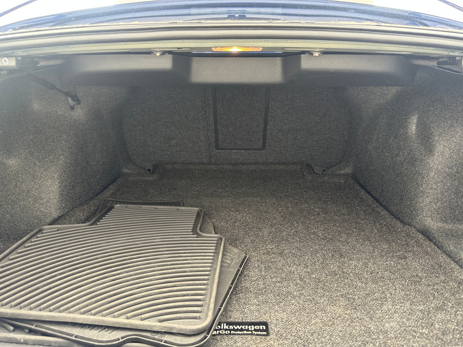 Thumbnail: 2016 Volkswagen Passat - 6