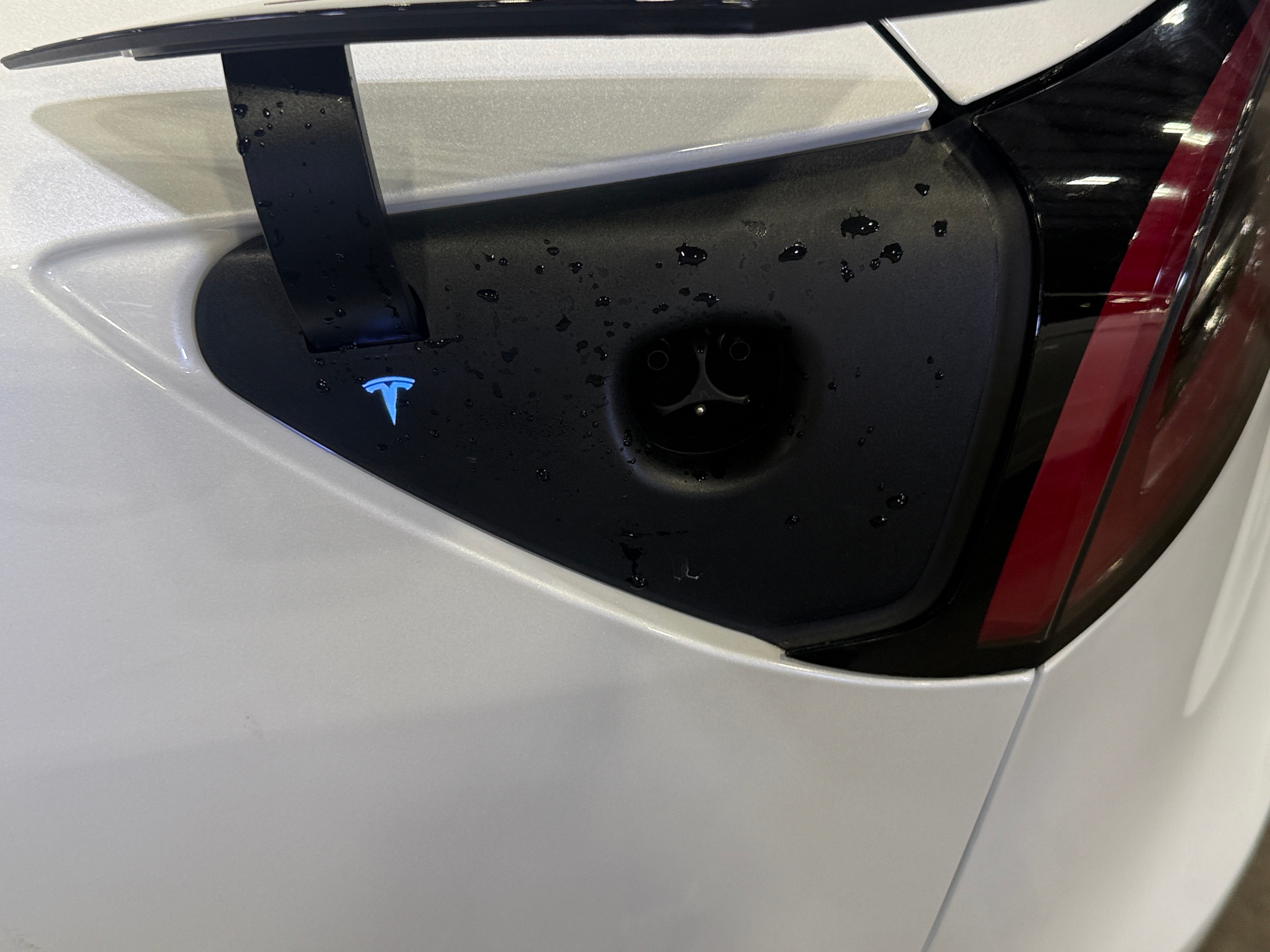 Used 2022 Tesla Model 3 Base with VIN 5YJ3E1EA0NF306310 for sale in Oak Creek, WI