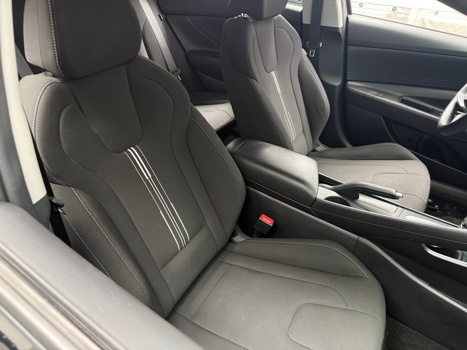 Thumbnail: 2024 Hyundai Elantra - 2