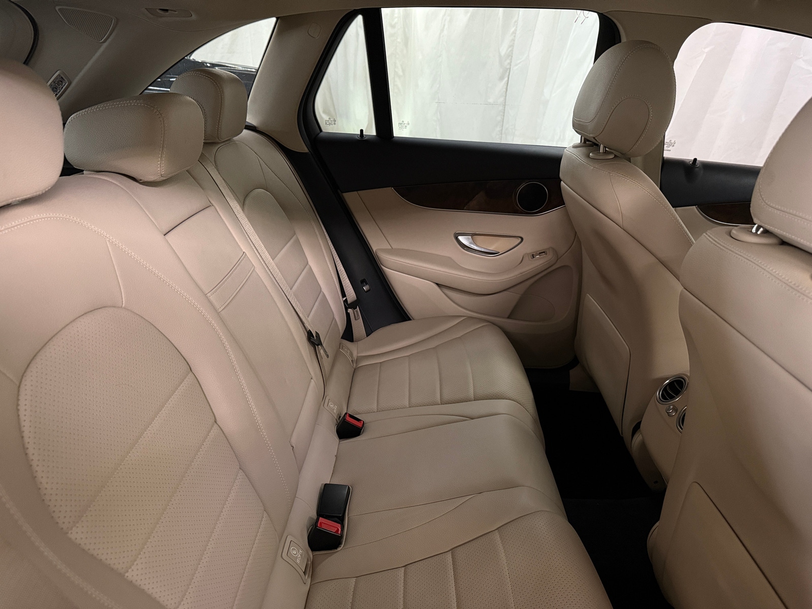 Thumbnail: 2016 Mercedes-Benz GLC - 5