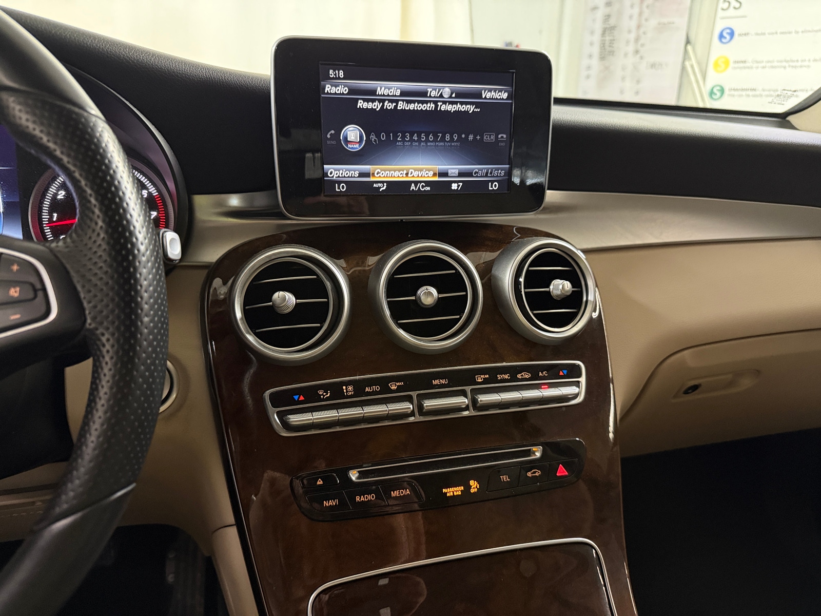 Thumbnail: 2016 Mercedes-Benz GLC - 3