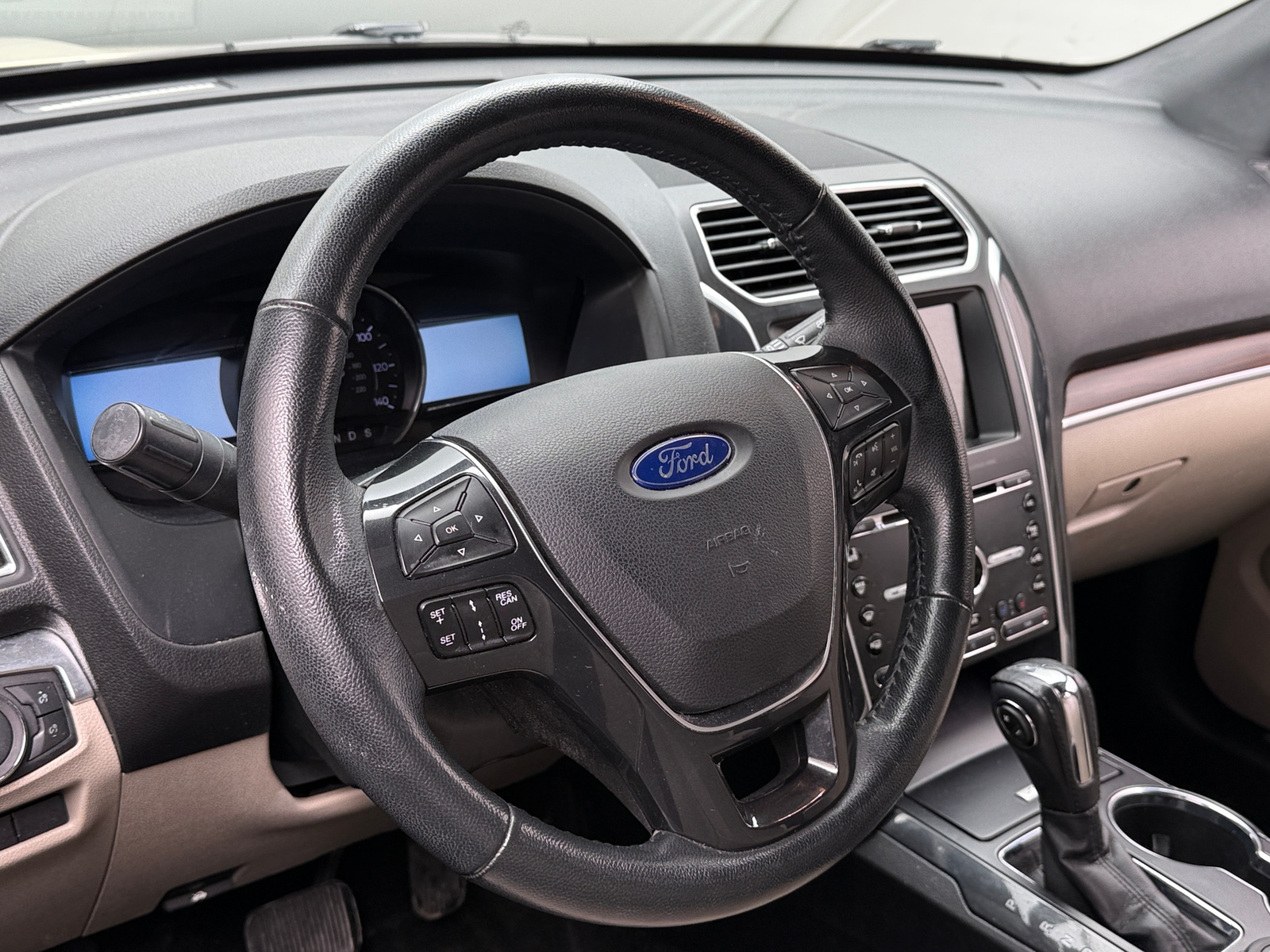 Thumbnail: 2018 Ford Explorer - 4