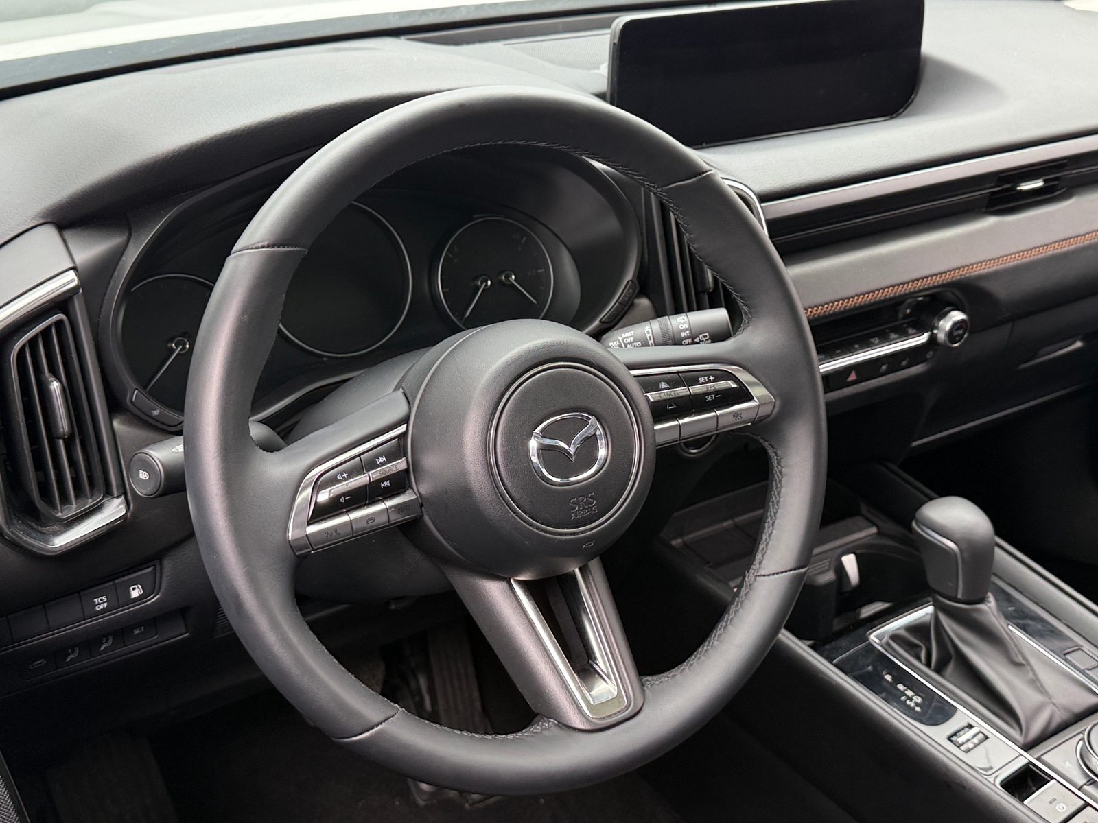 Thumbnail: 2025 Mazda CX-50 - 4