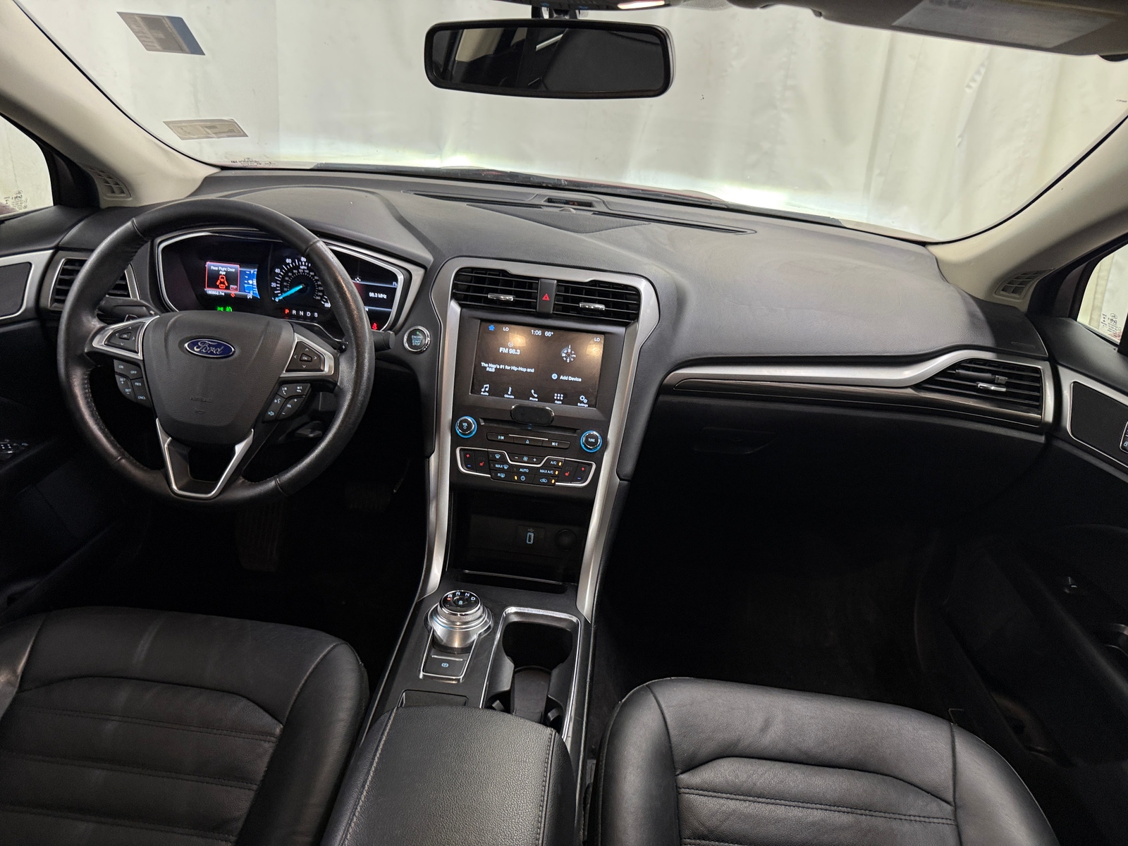 Thumbnail: 2017 Ford Fusion - 3