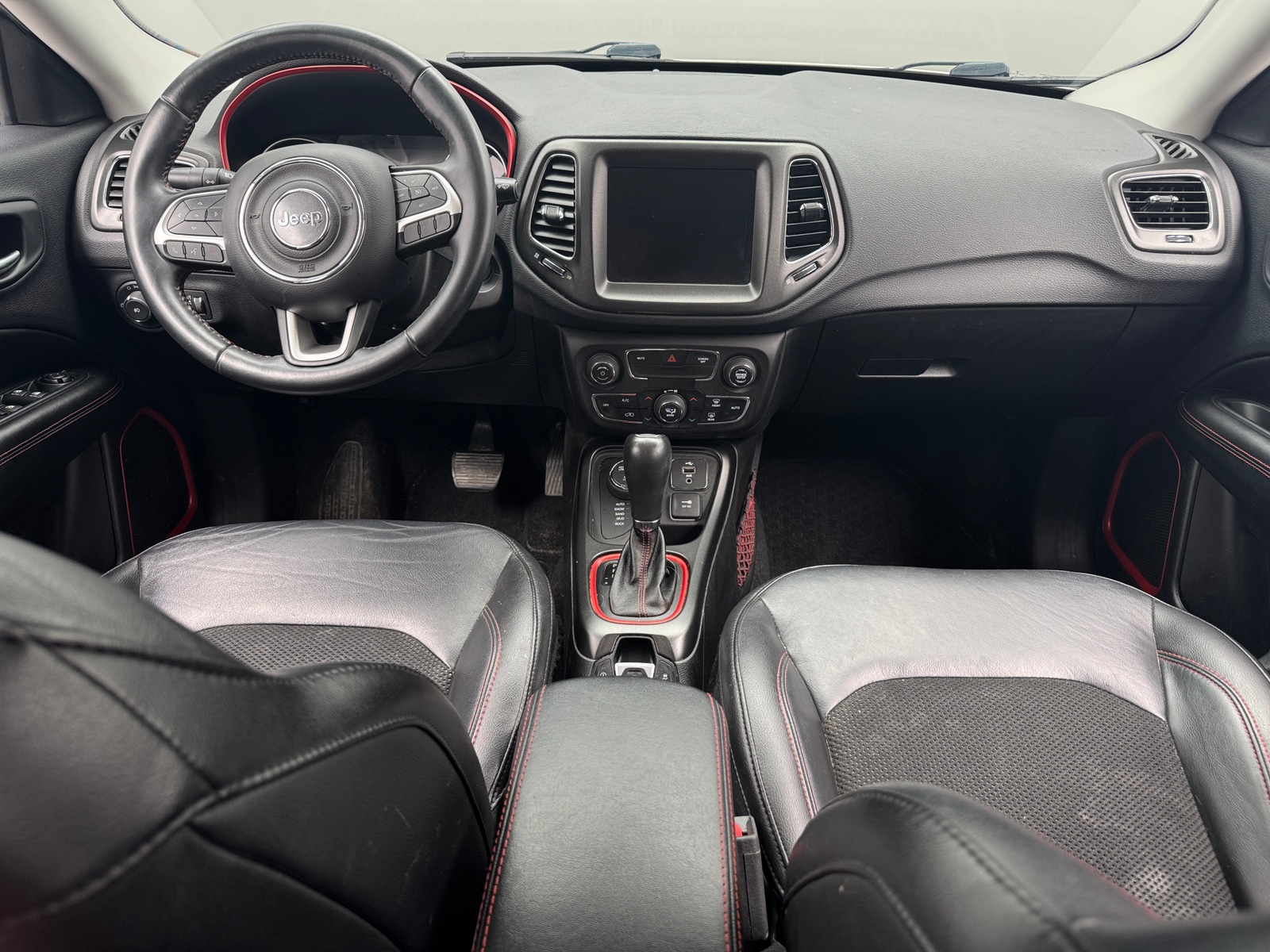 Thumbnail: 2018 Jeep Compass - 3