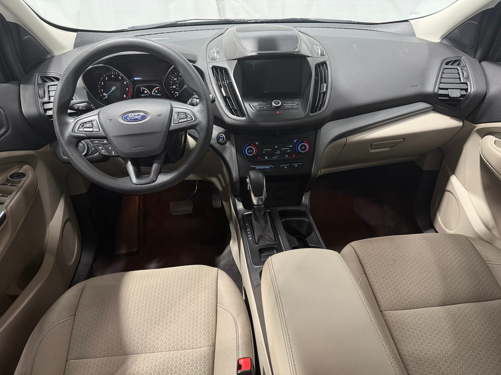 Thumbnail: 2019 Ford Escape - 3
