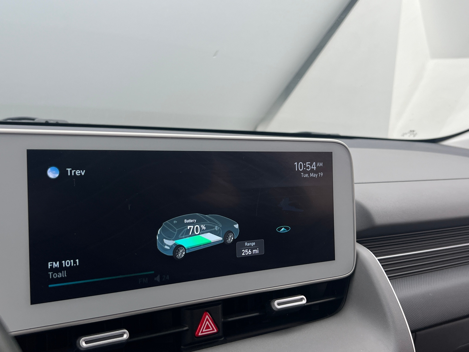 Thumbnail: 2022 Hyundai Ioniq 5 - 4